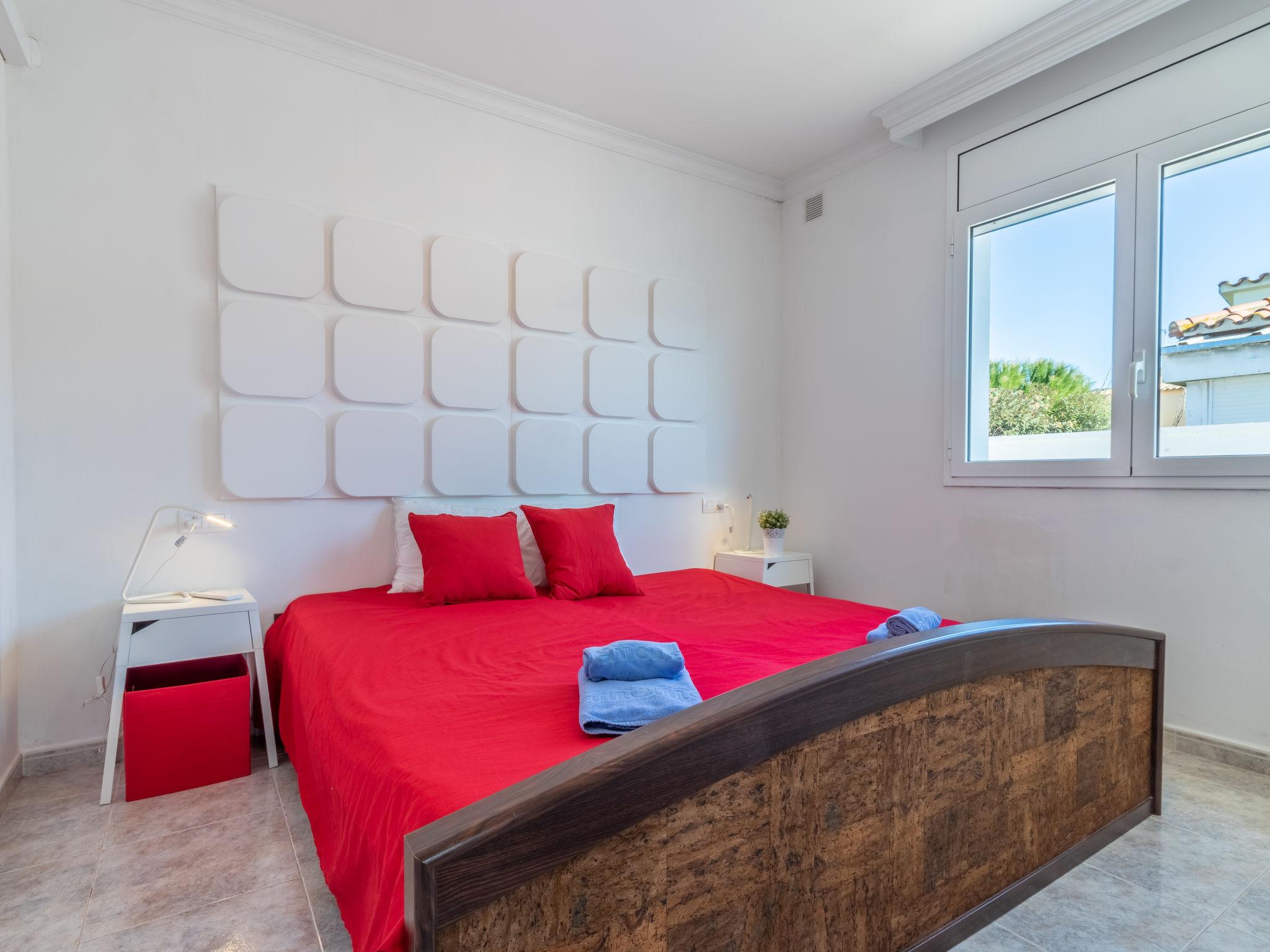 Foto 4 - Casa con 3 camere da letto a Castelló d'Empúries con piscina privata e vista mare
