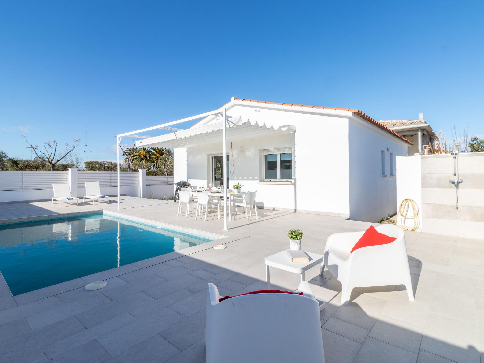 Photo 1 - Maison de 3 chambres à Castelló d'Empúries avec piscine privée et jardin