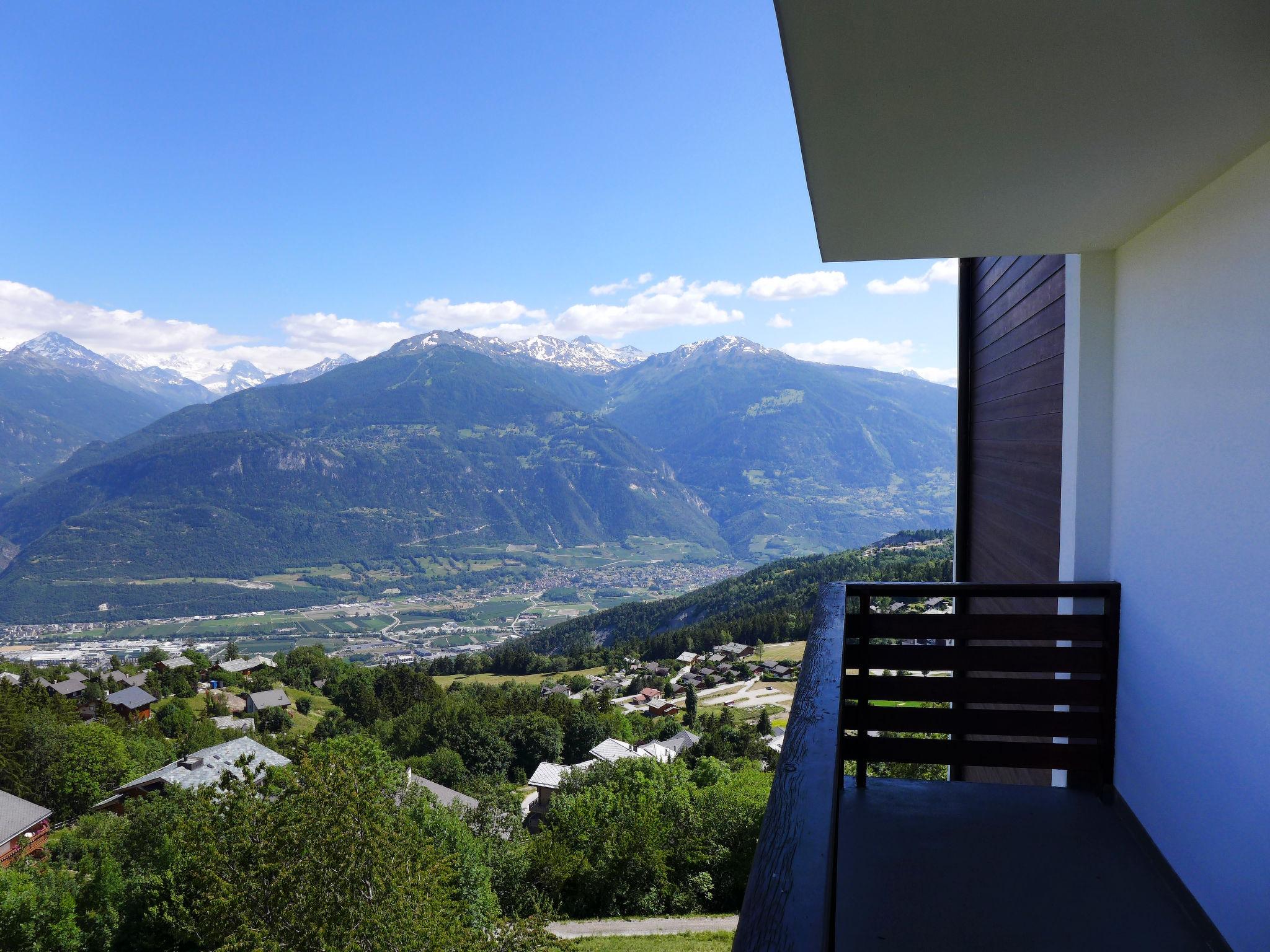 Foto 24 - Appartamento con 2 camere da letto a Crans-Montana con vista sulle montagne