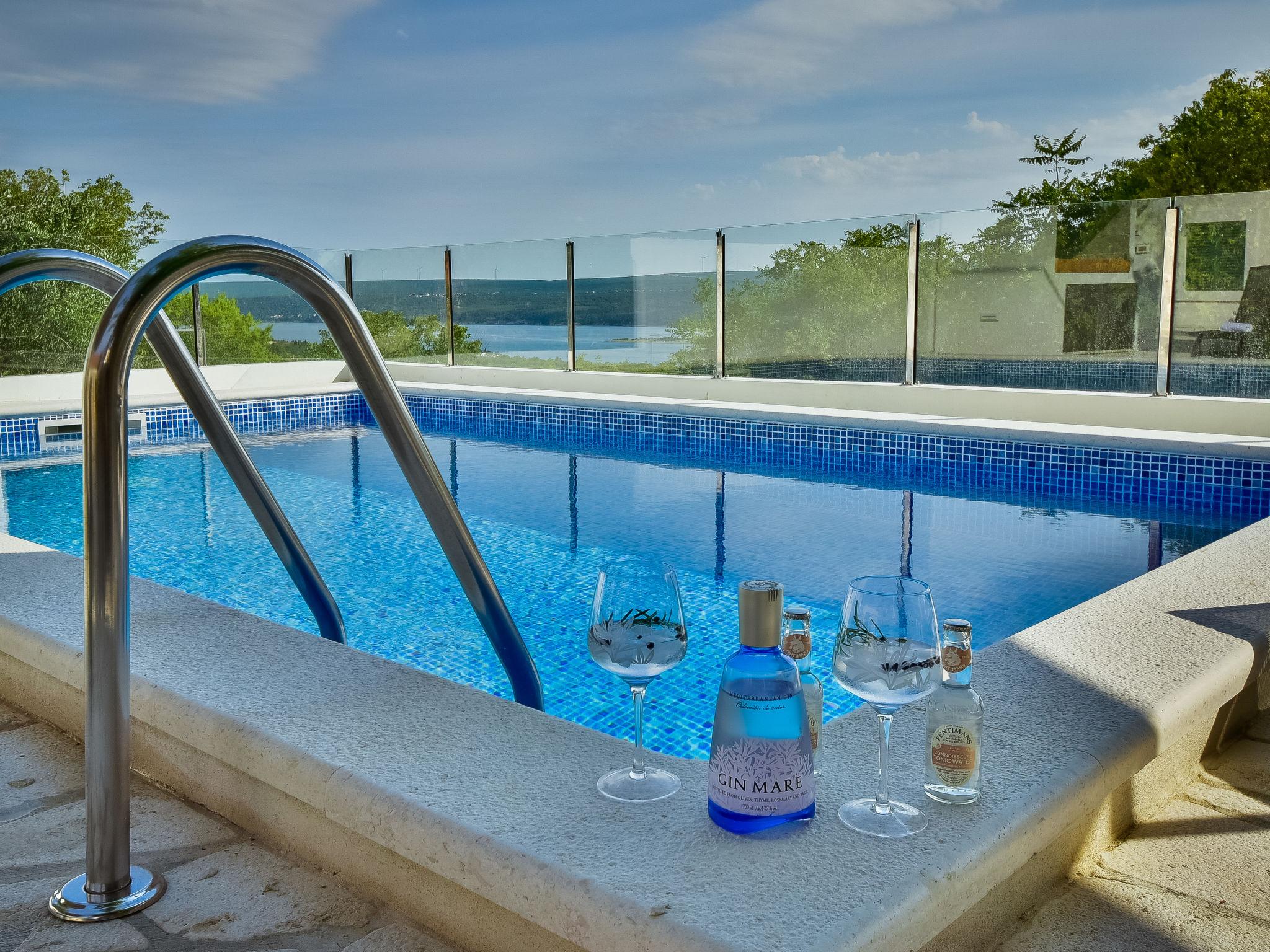 Photo 2 - Maison de 2 chambres à Obrovac avec piscine privée et terrasse