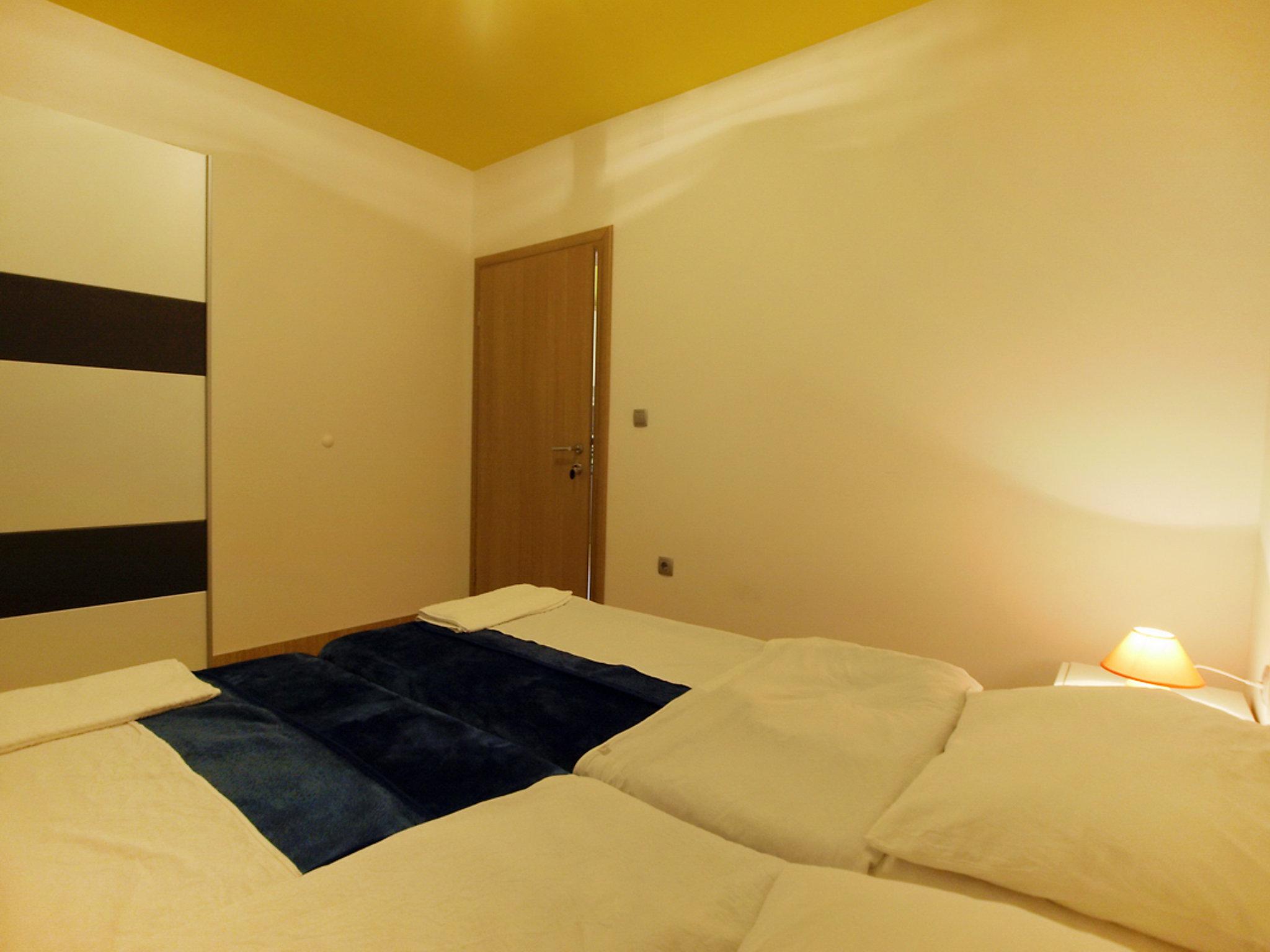 Foto 7 - Appartamento con 2 camere da letto a Obrovac con terrazza e vista mare