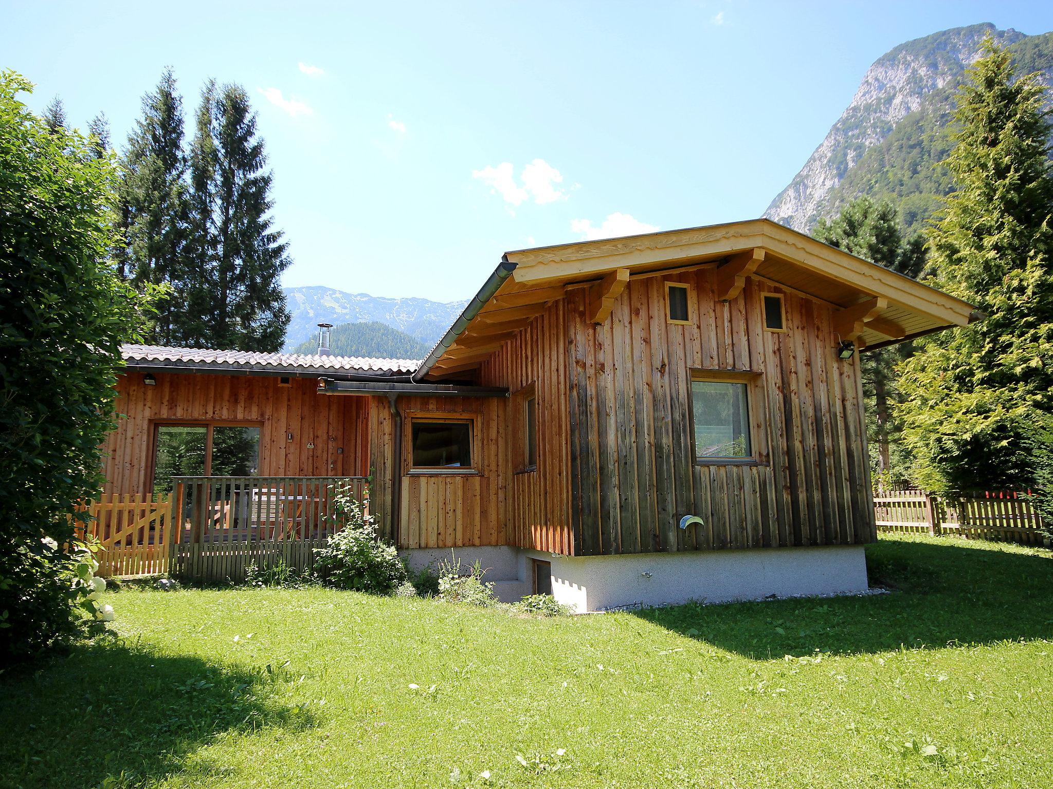 Foto 1 - Appartamento con 3 camere da letto a Eben am Achensee con giardino e vista sulle montagne