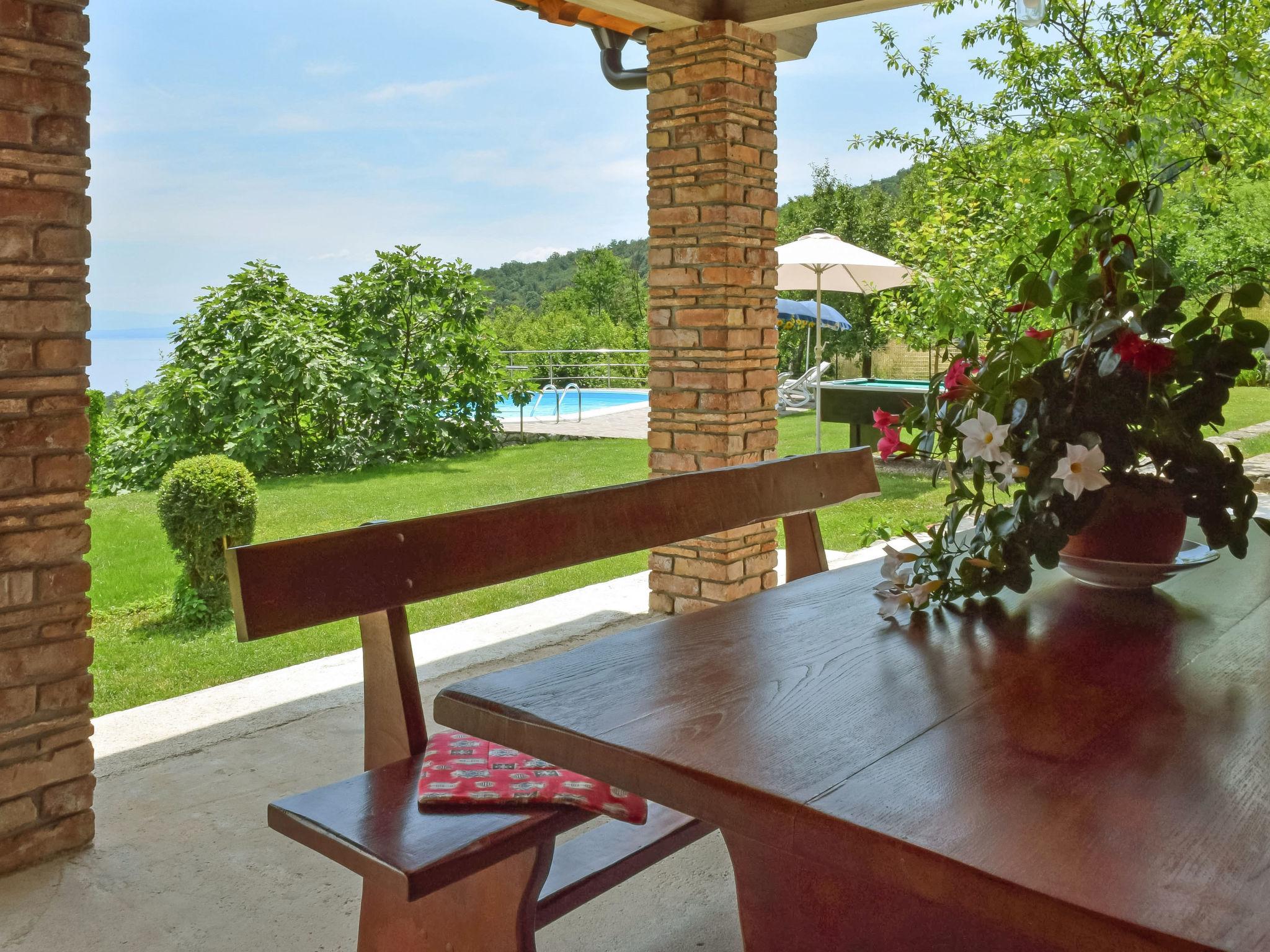 Photo 8 - Maison de 2 chambres à Matulji avec piscine privée et jardin