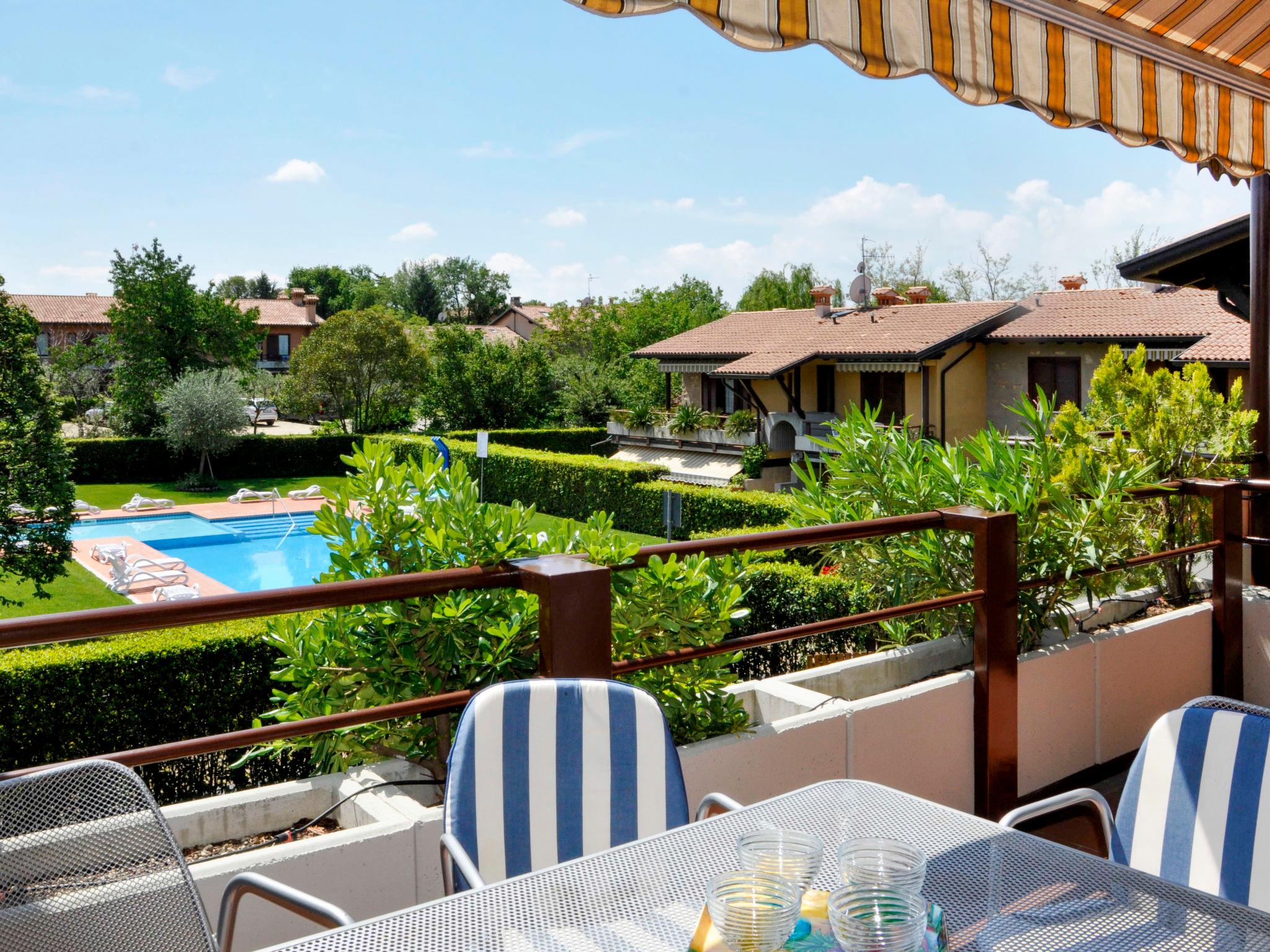 Photo 2 - 1 bedroom Apartment in Lazise with swimming pool and mountain view