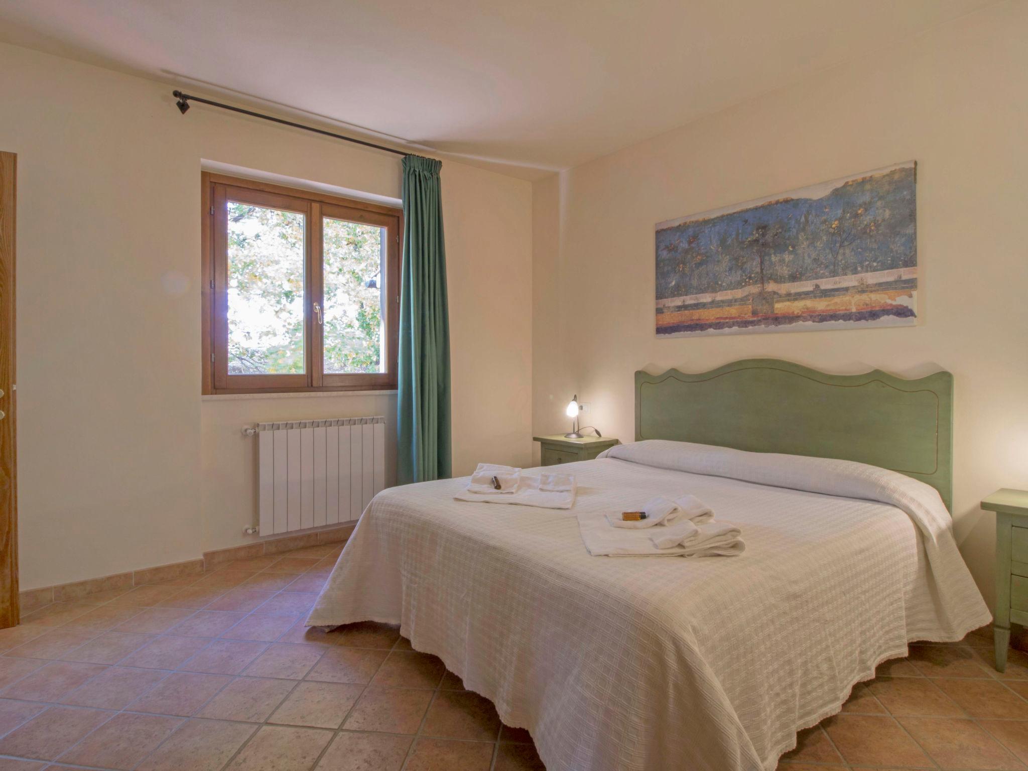 Photo 4 - 2 bedroom Apartment in Sorano with swimming pool and garden