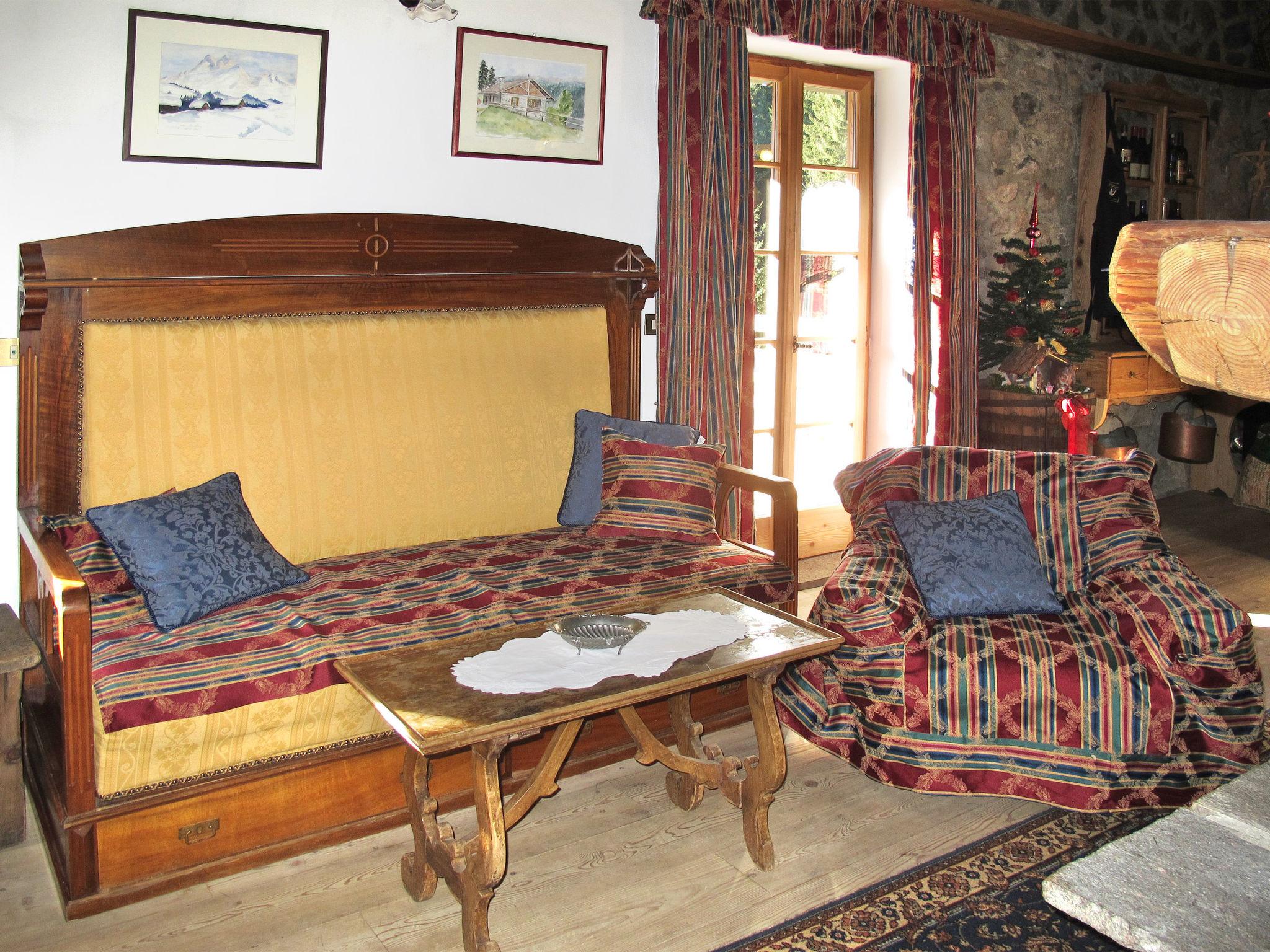 Photo 10 - Maison de 2 chambres à Predazzo avec terrasse et vues sur la montagne