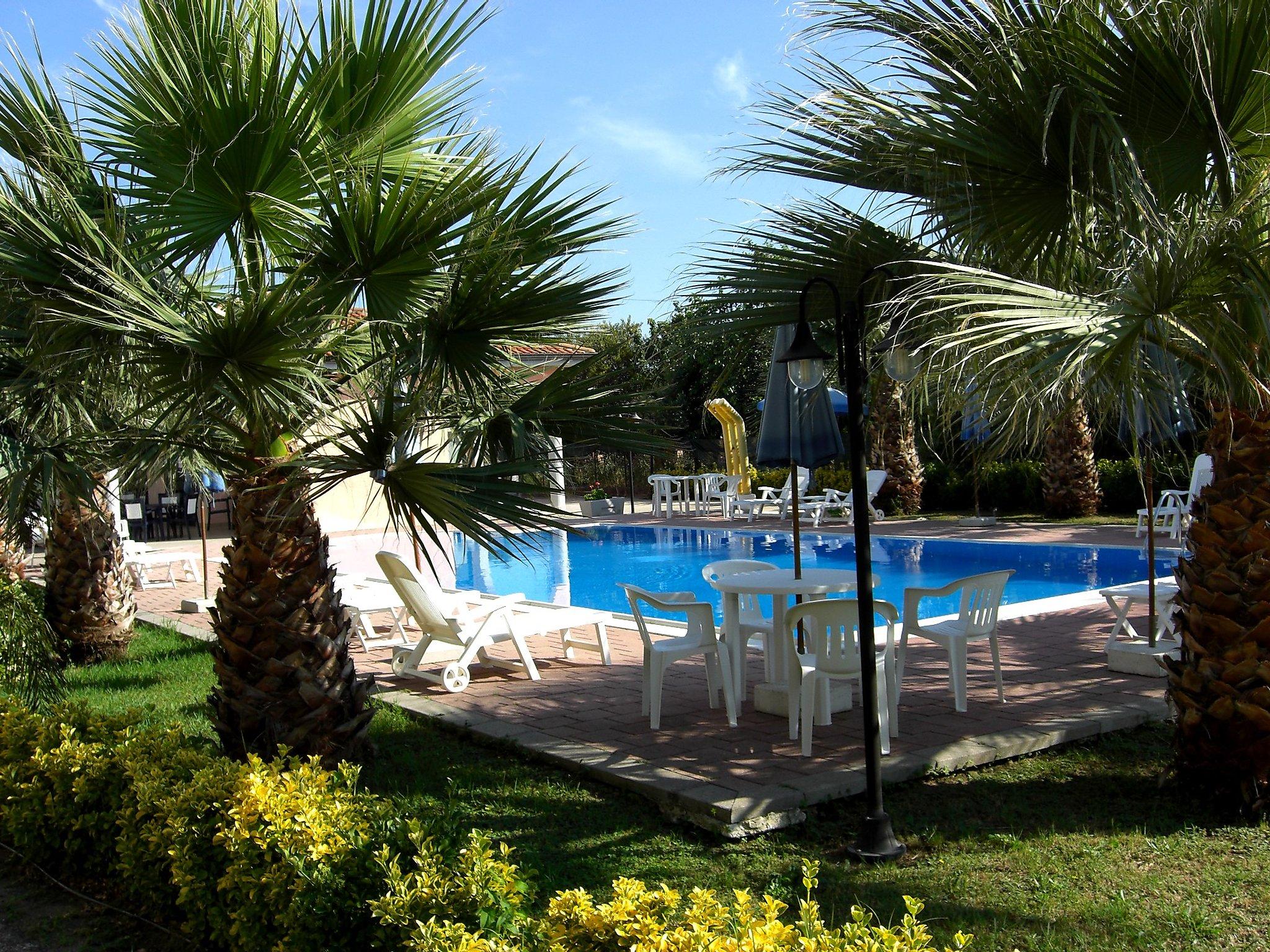 Photo 12 - 1 bedroom Apartment in Ascea with swimming pool and garden