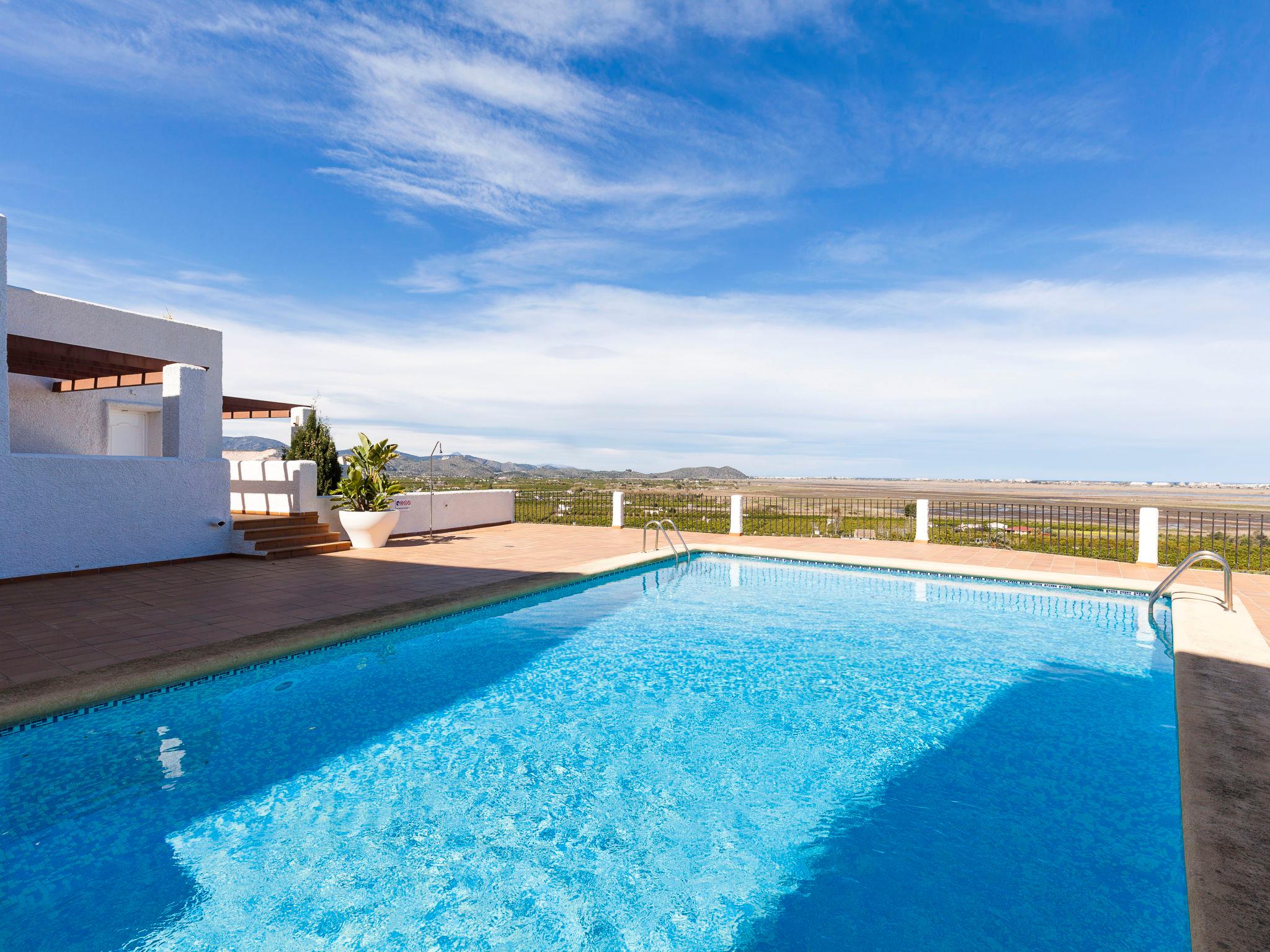 Foto 2 - Apartamento de 3 habitaciones en Pego con piscina y vistas al mar