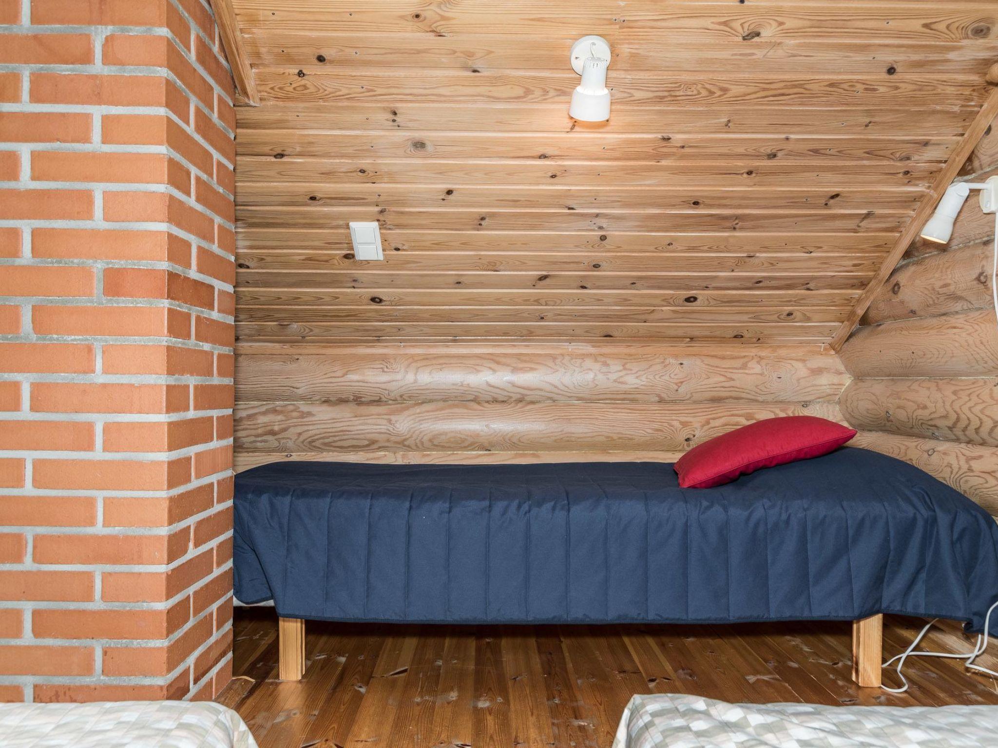 Foto 15 - Casa de 1 habitación en Kolari con sauna y vistas a la montaña