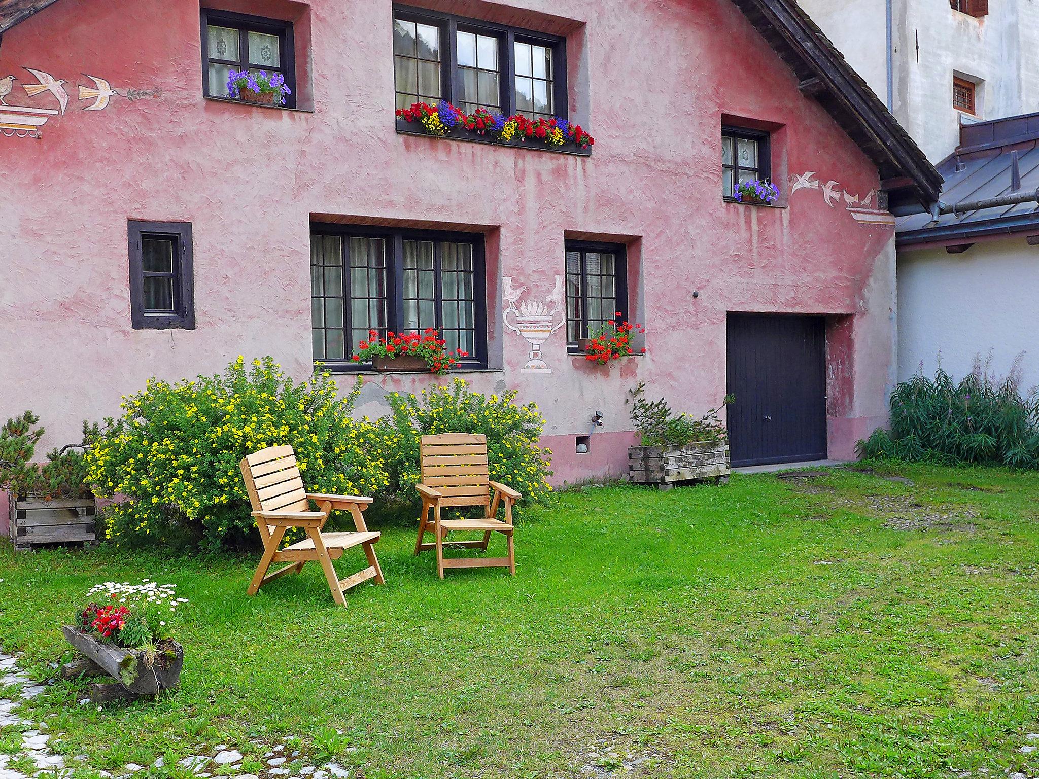 Photo 15 - Appartement en Bever avec jardin et vues sur la montagne