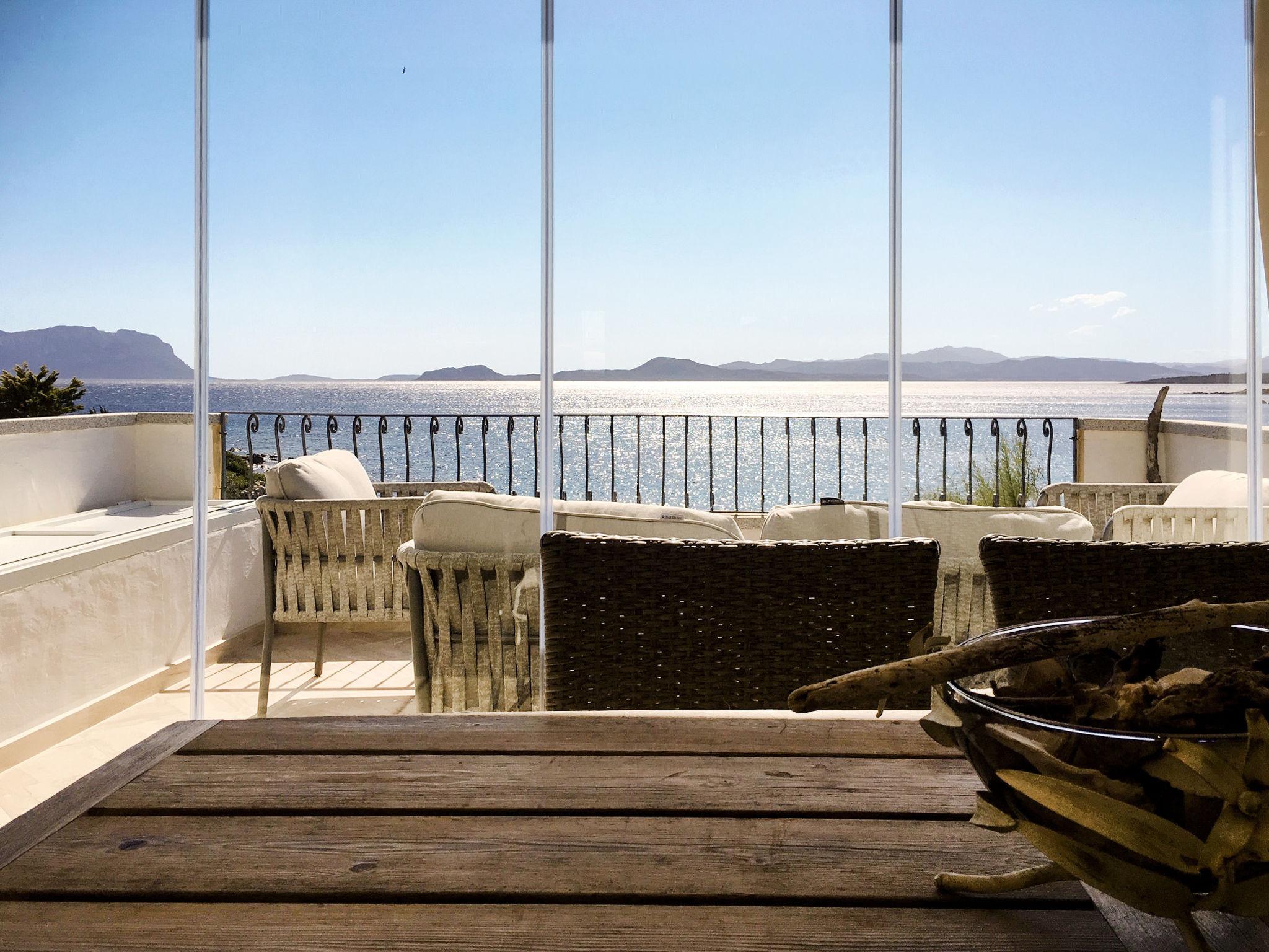 Foto 6 - Apartamento de 1 habitación en Golfo Aranci con piscina y vistas al mar