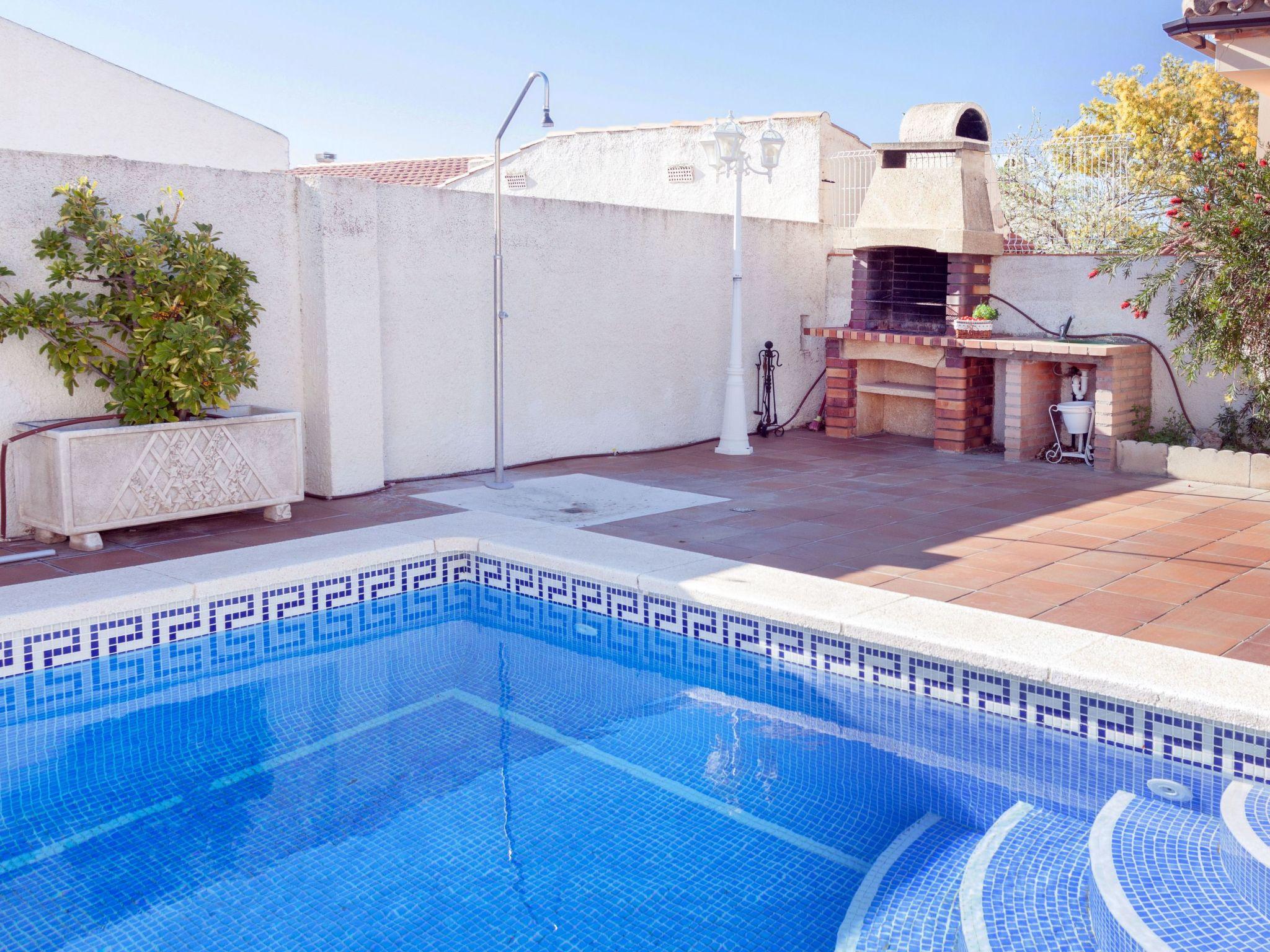 Photo 16 - 3 bedroom House in Mont-roig del Camp with private pool and garden