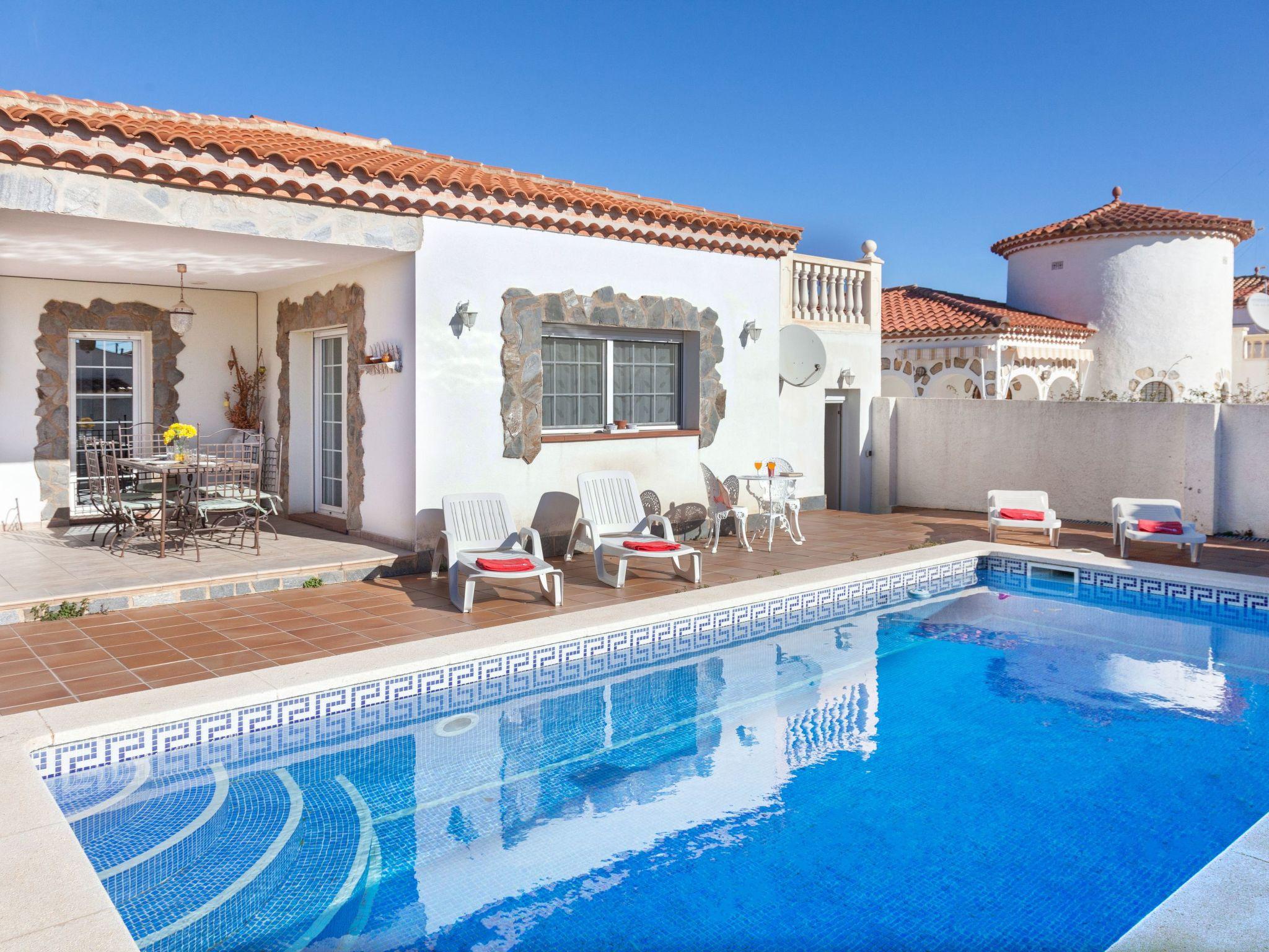 Photo 15 - Maison de 3 chambres à Mont-roig del Camp avec piscine privée et vues à la mer