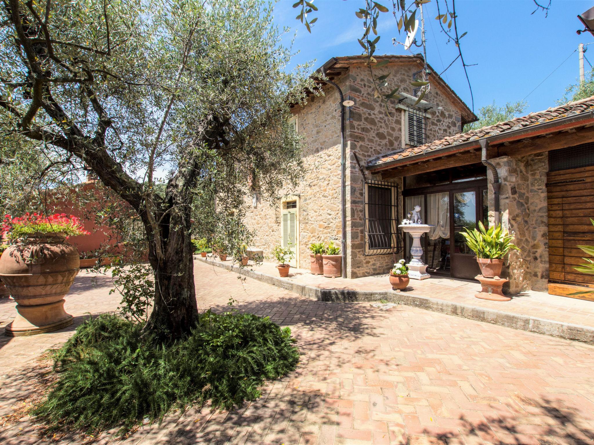 Photo 39 - 2 bedroom House in Pieve a Nievole with swimming pool and garden