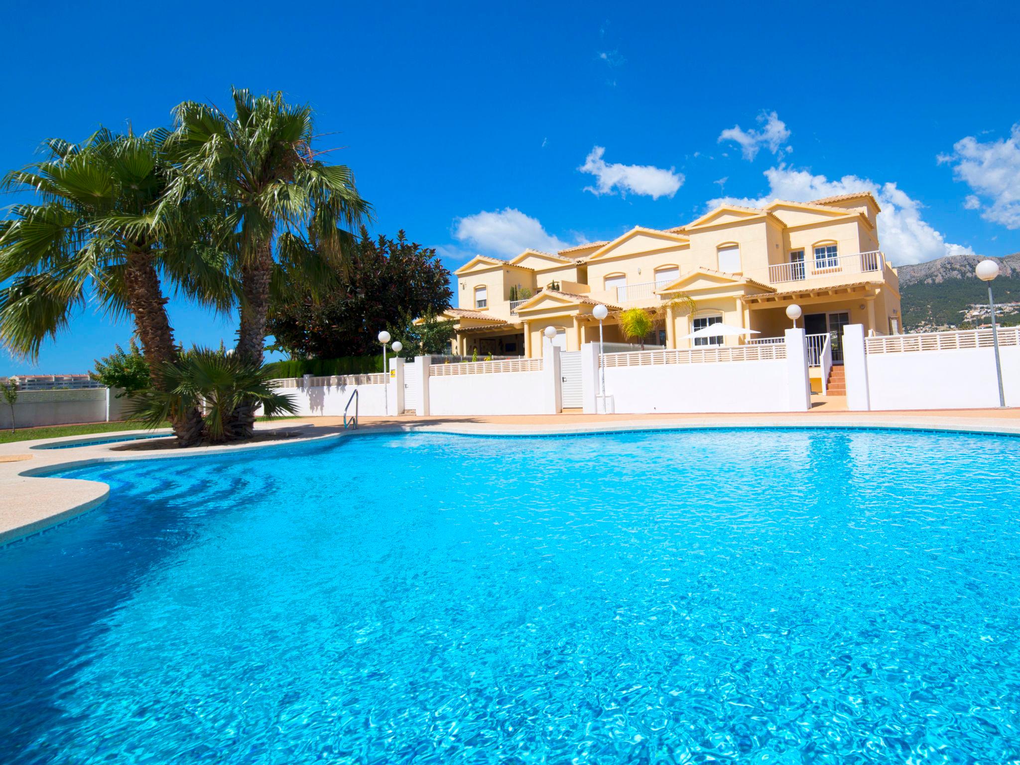 Foto 1 - Casa de 4 habitaciones en Calpe con piscina y jardín