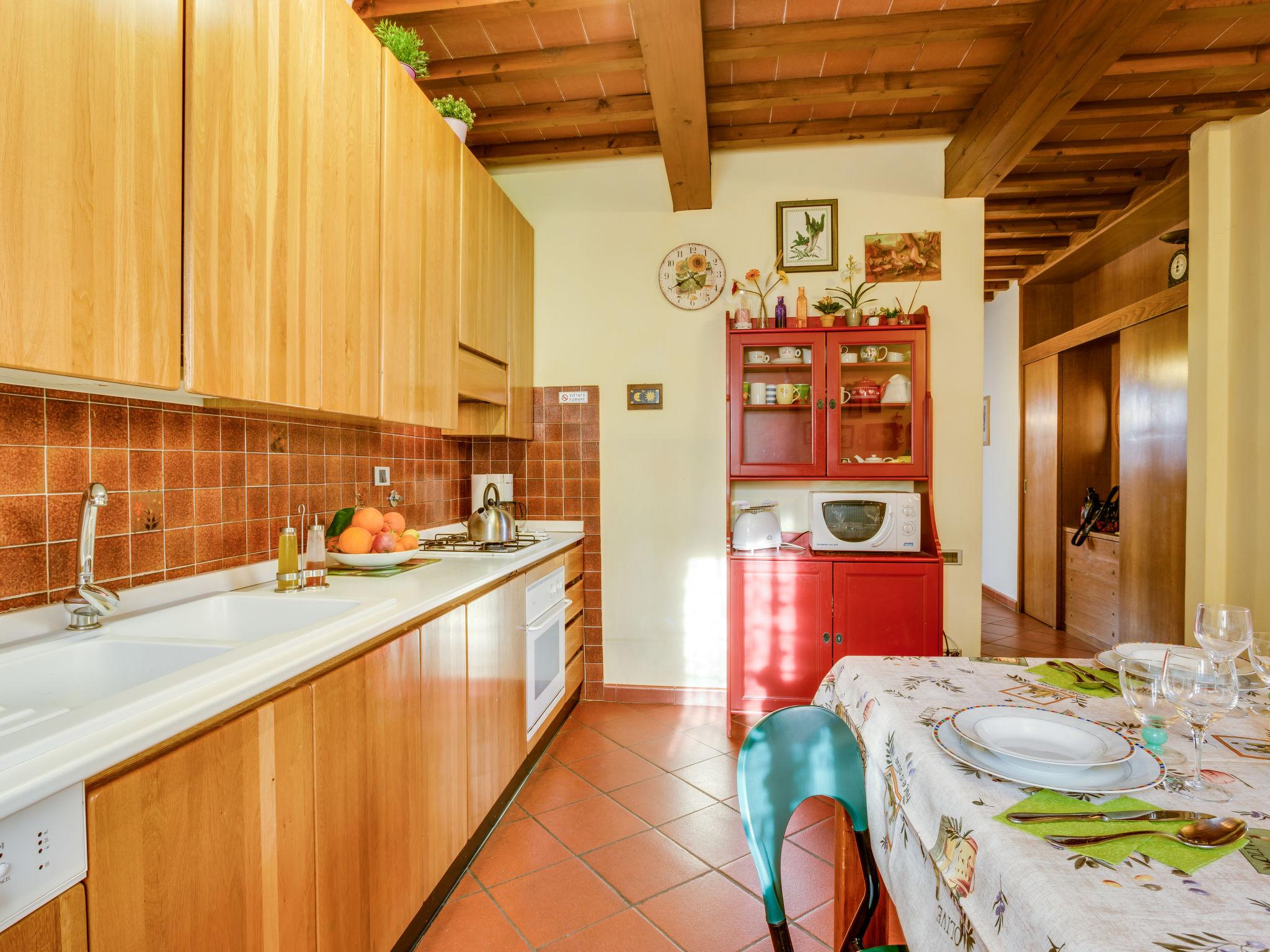 Photo 12 - 3 bedroom House in Scandicci with swimming pool and garden