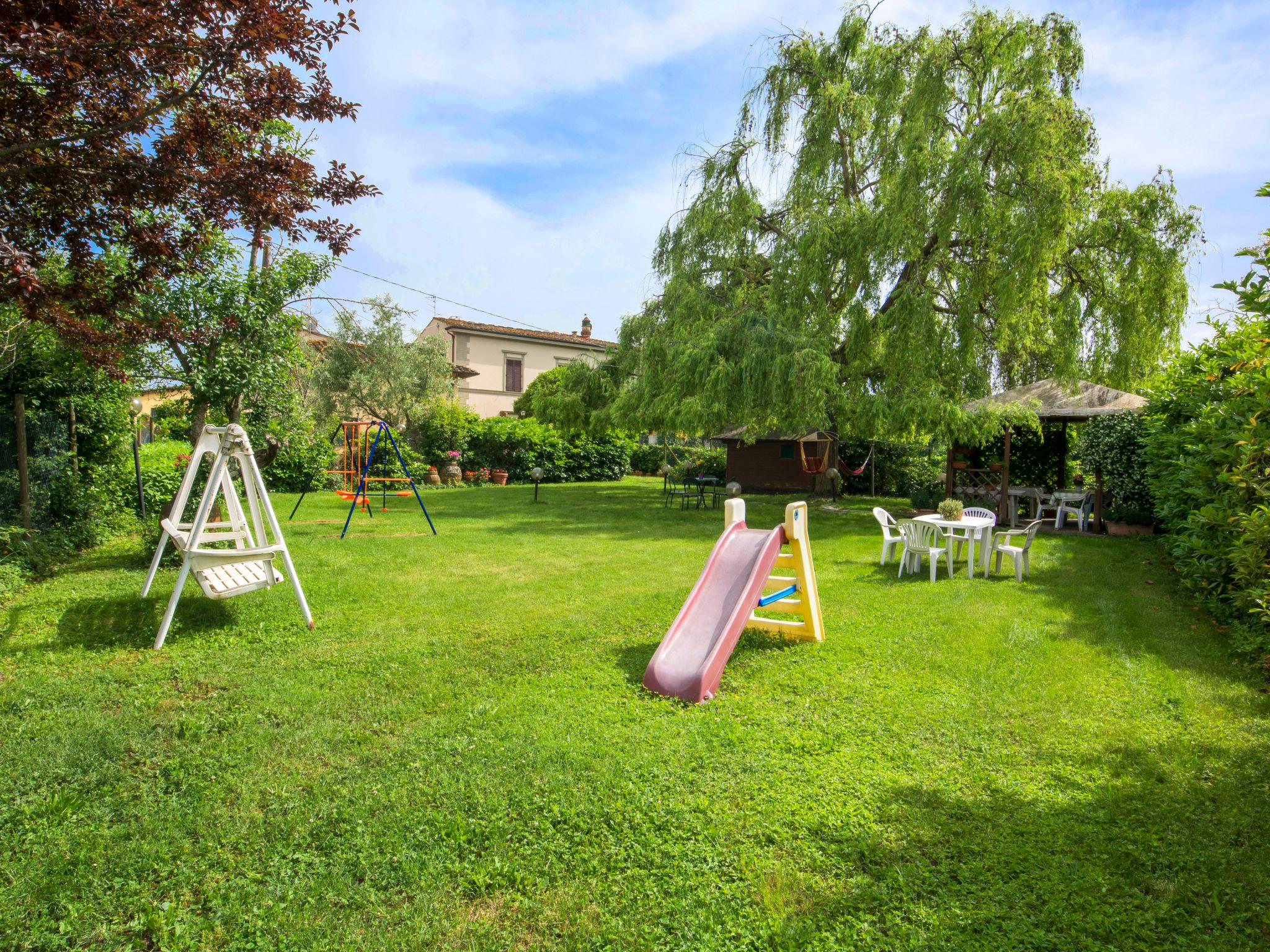 Foto 1 - Casa con 3 camere da letto a Scandicci con piscina e giardino