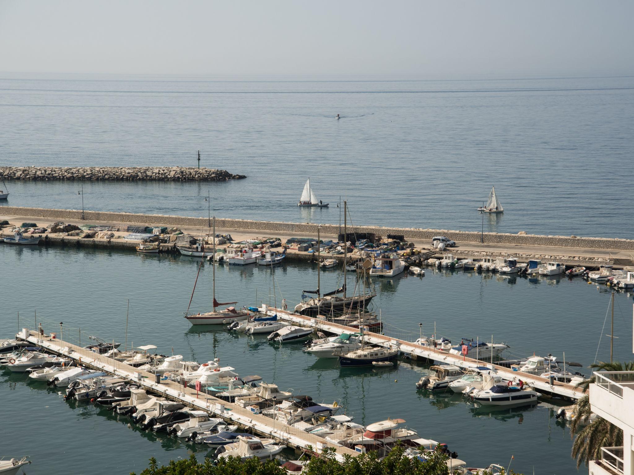 Foto 15 - Appartamento con 2 camere da letto a Estepona con piscina e vista mare