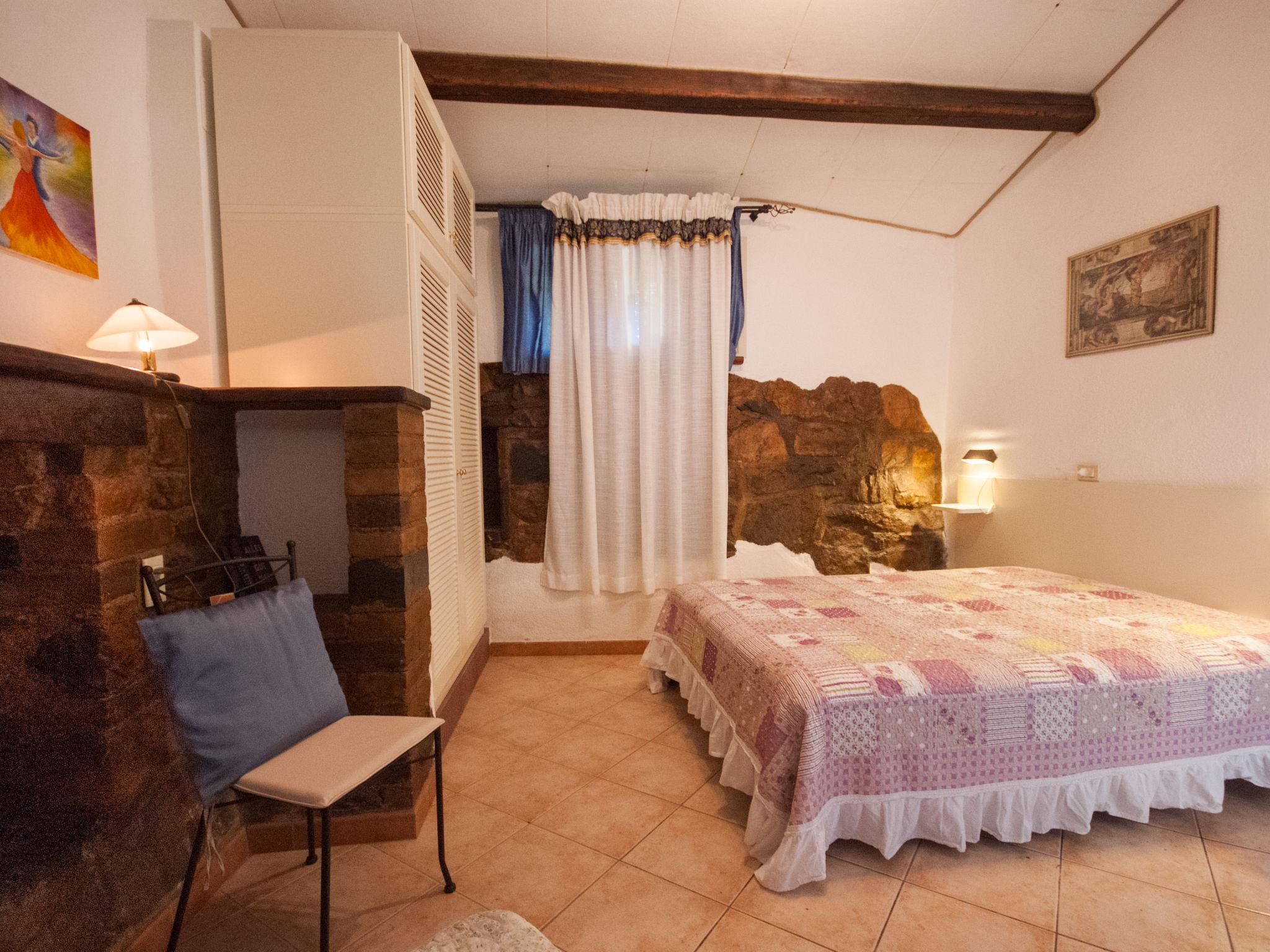 Foto 9 - Casa con 1 camera da letto a Capoliveri con giardino e vista mare