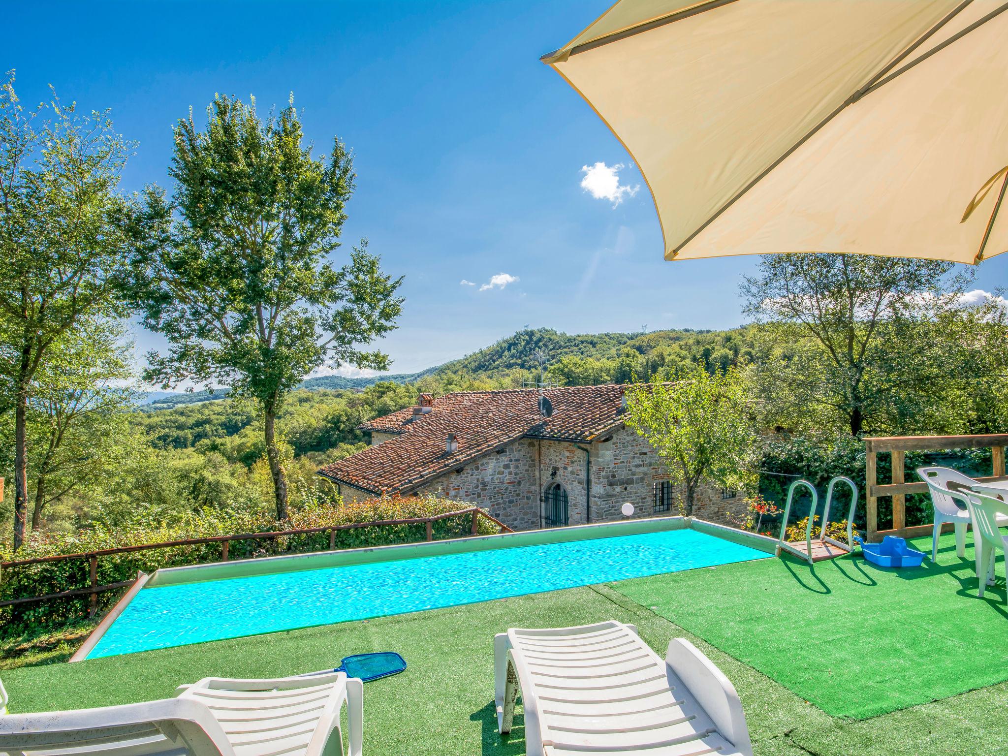 Foto 2 - Casa con 7 camere da letto a Barberino di Mugello con piscina privata e giardino