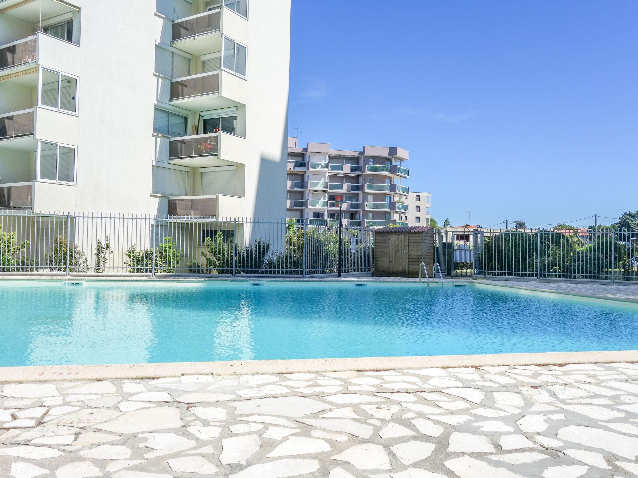 Foto 1 - Apartamento de 2 quartos em Arcachon com piscina e vistas do mar