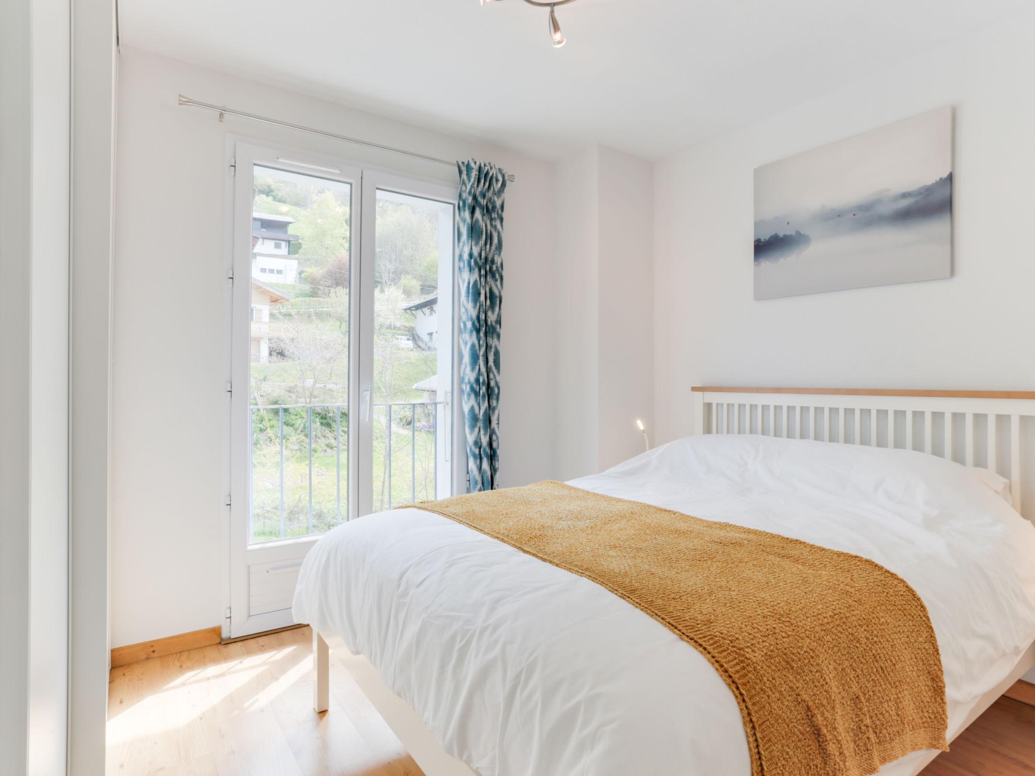 Foto 7 - Appartamento con 3 camere da letto a Saint-Gervais-les-Bains con vista sulle montagne