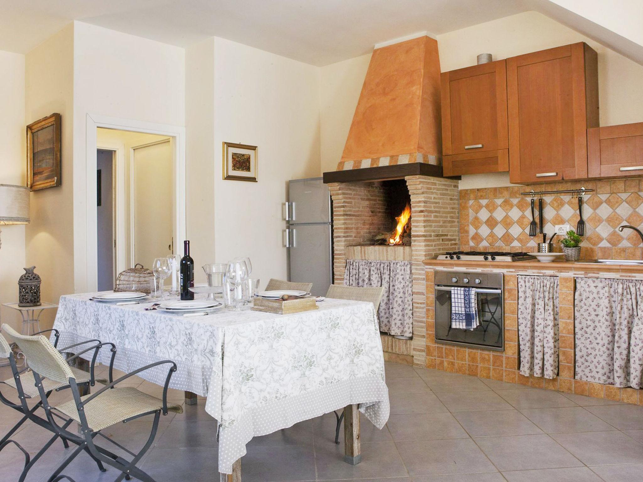 Photo 5 - 3 bedroom House in Tarquinia with private pool and garden