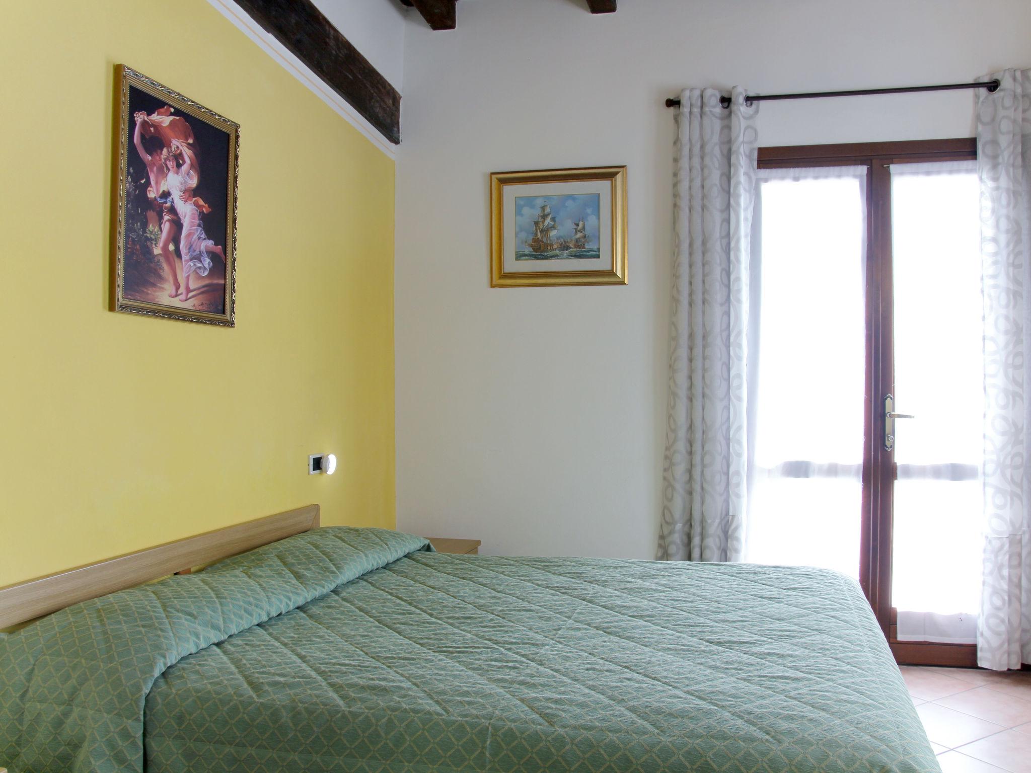 Foto 11 - Appartamento con 3 camere da letto a Tremosine sul Garda con piscina e giardino