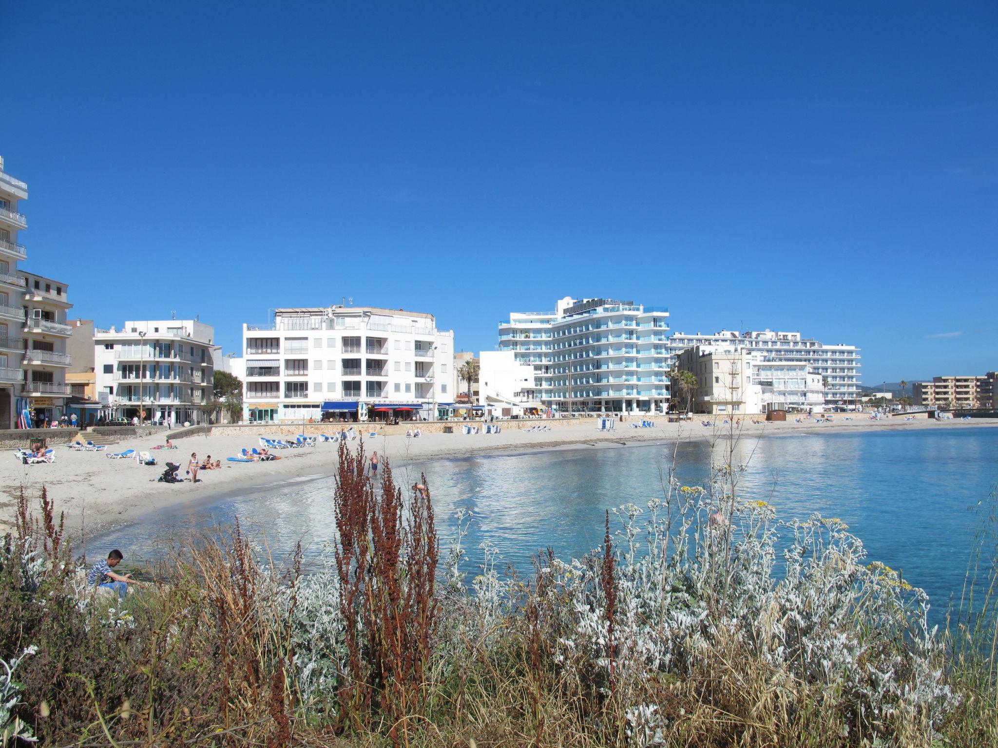 Foto 19 - Appartamento con 3 camere da letto a Manacor con vista mare