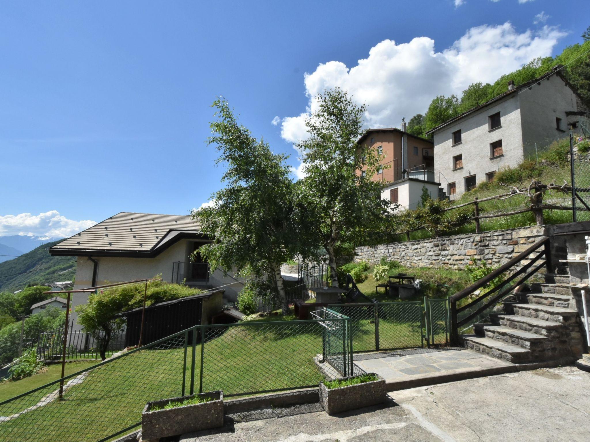 Foto 31 - Casa de 4 habitaciones en San Giacomo Filippo con jardín