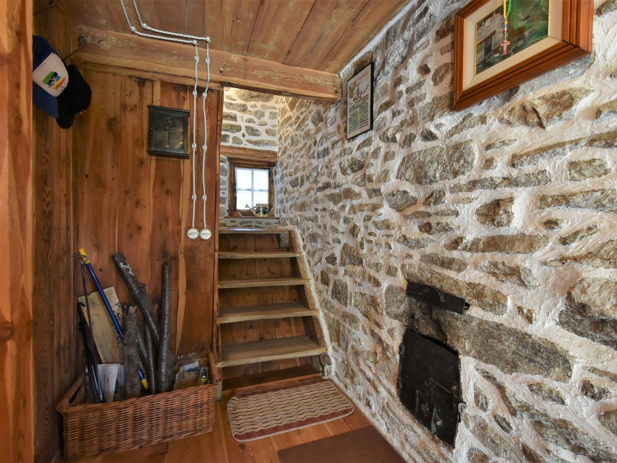 Photo 16 - Maison de 4 chambres à San Giacomo Filippo avec vues sur la montagne