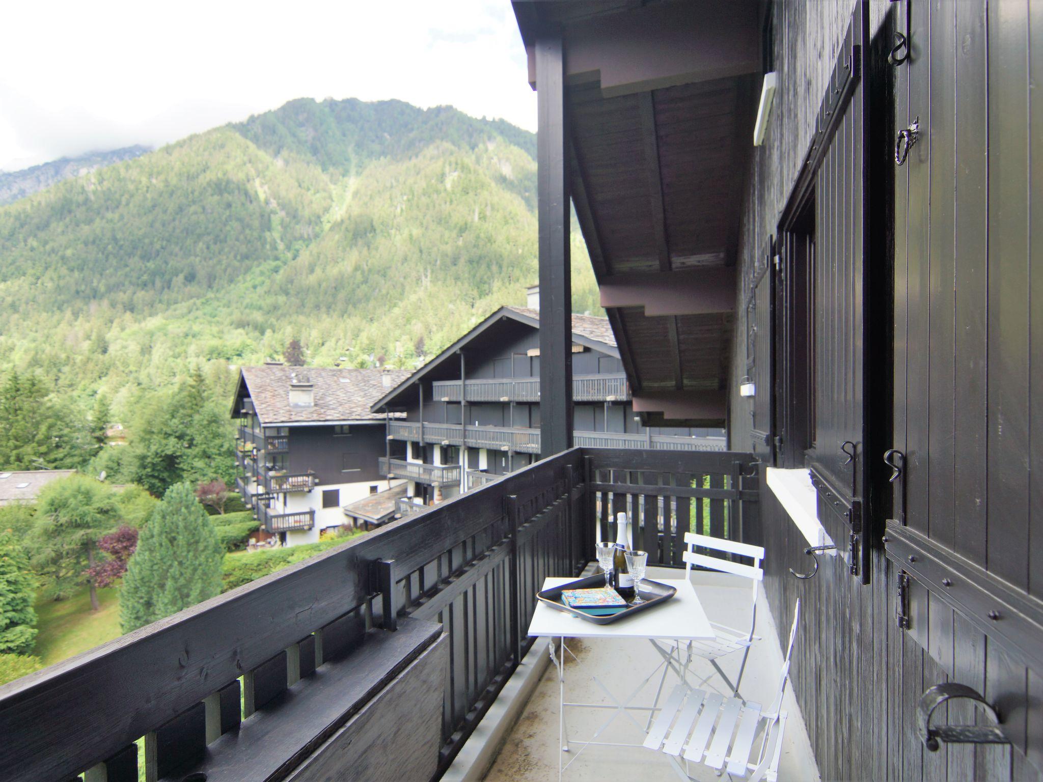 Foto 17 - Apartamento de 1 habitación en Chamonix-Mont-Blanc con vistas a la montaña