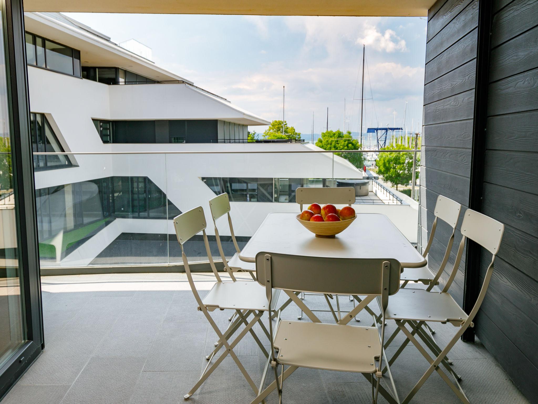 Photo 10 - Appartement de 2 chambres à Balatonszemes avec piscine et vues sur la montagne