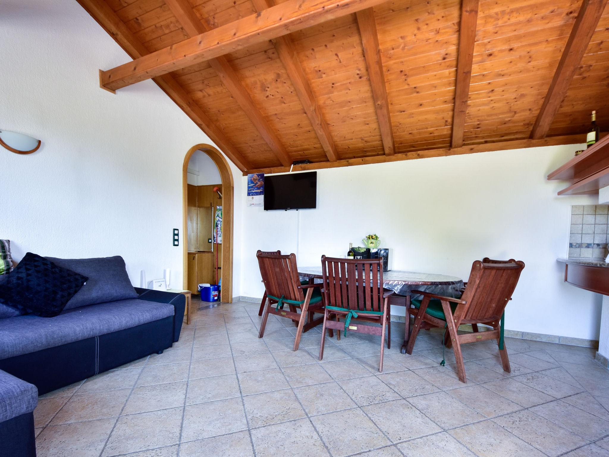 Photo 13 - 2 bedroom House in Zadar with private pool and sea view