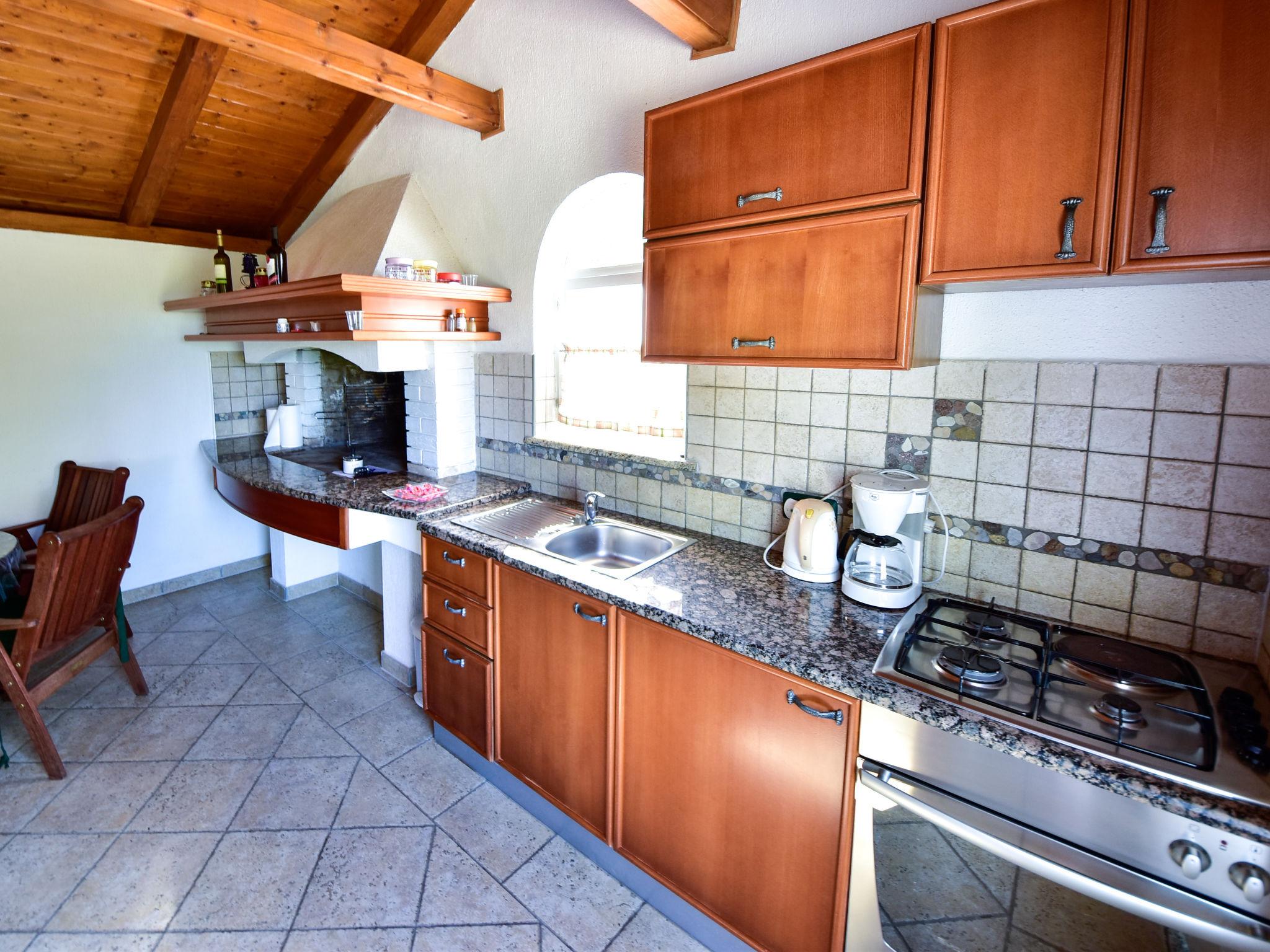 Photo 9 - 2 bedroom House in Zadar with private pool and sea view