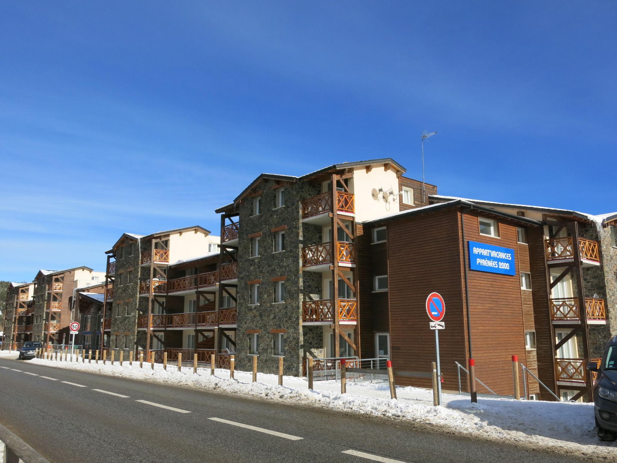 Photo 10 - 1 bedroom Apartment in Bolquère with terrace and mountain view