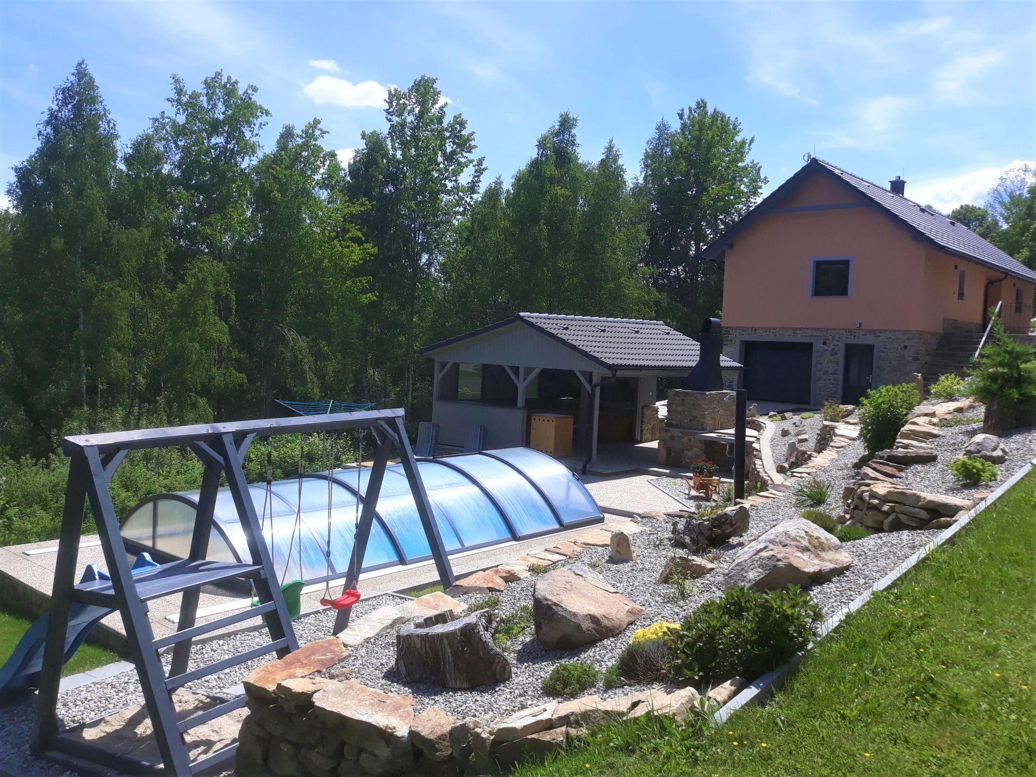 Photo 21 - Maison de 5 chambres à Nebahovy avec piscine privée et jardin