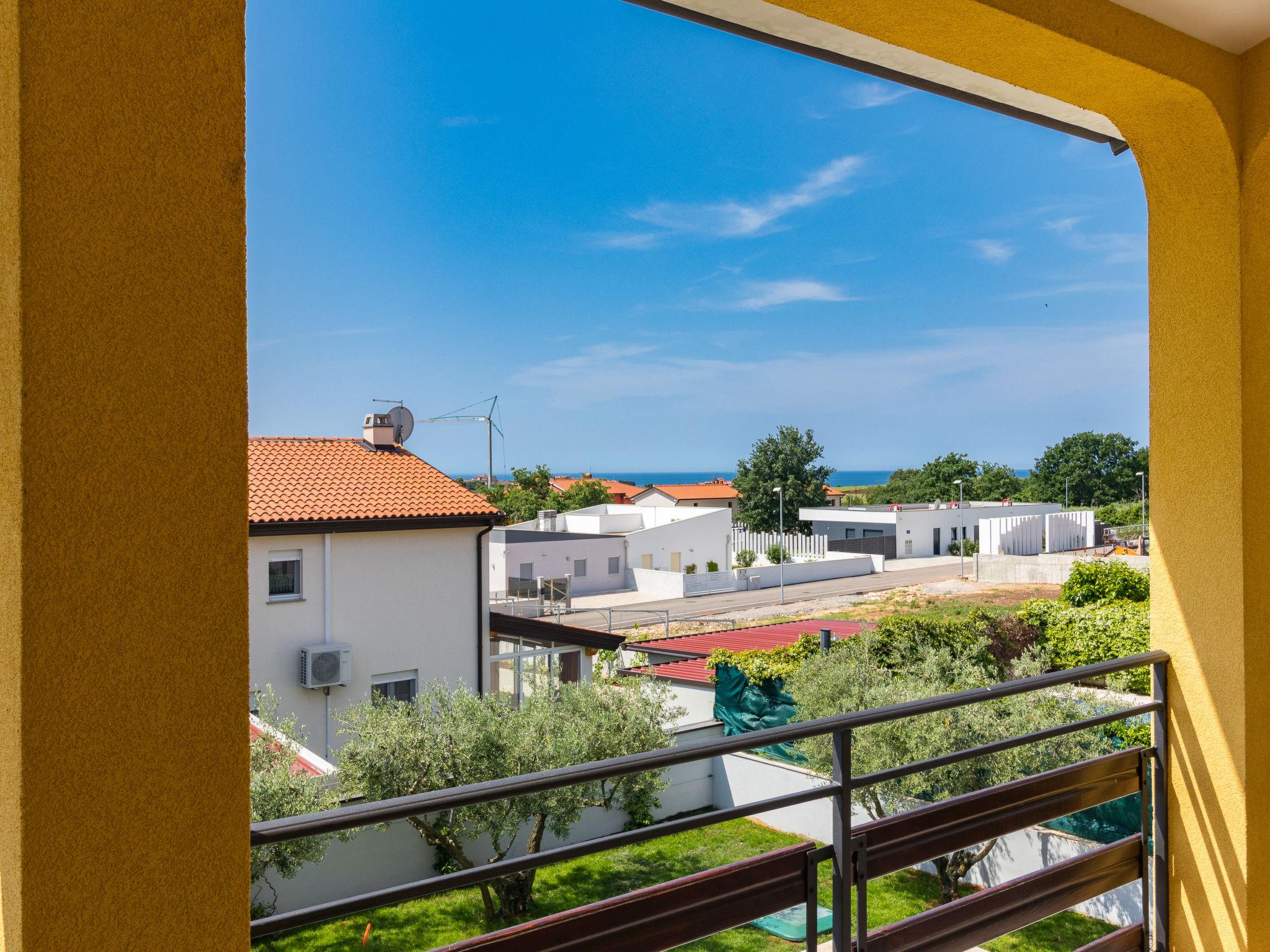 Foto 21 - Casa de 4 habitaciones en Novigrad con piscina privada y vistas al mar