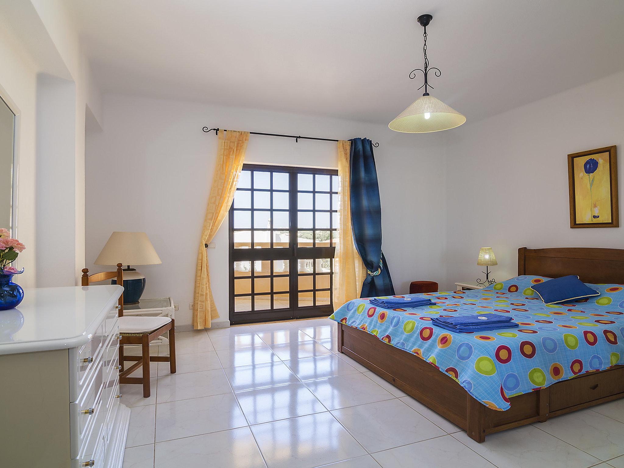 Photo 19 - Maison de 4 chambres à Silves avec piscine privée et vues à la mer