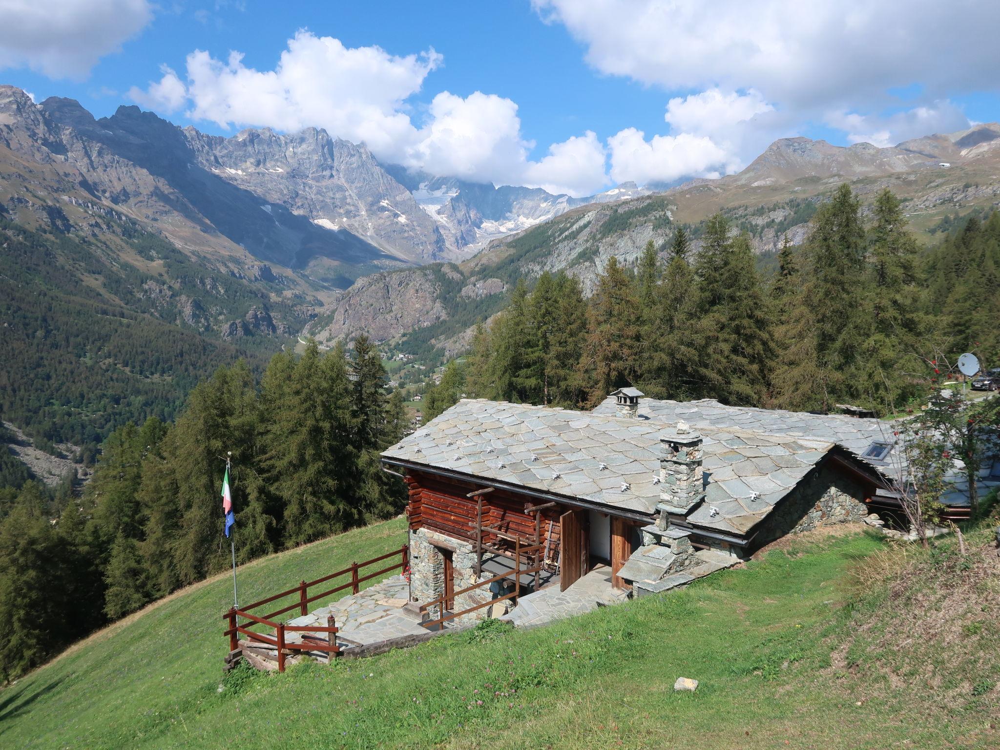 Foto 1 - Appartamento a Valtournenche con giardino e vista sulle montagne