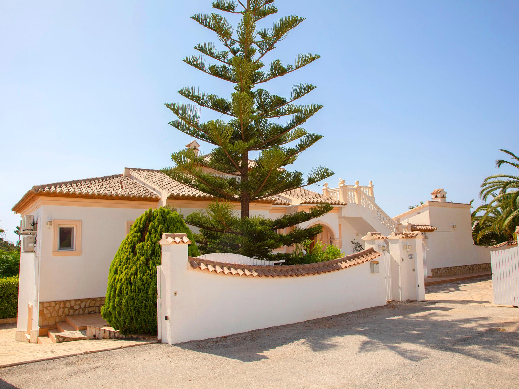 Foto 41 - Casa de 5 quartos em Calp com piscina privada e vistas do mar