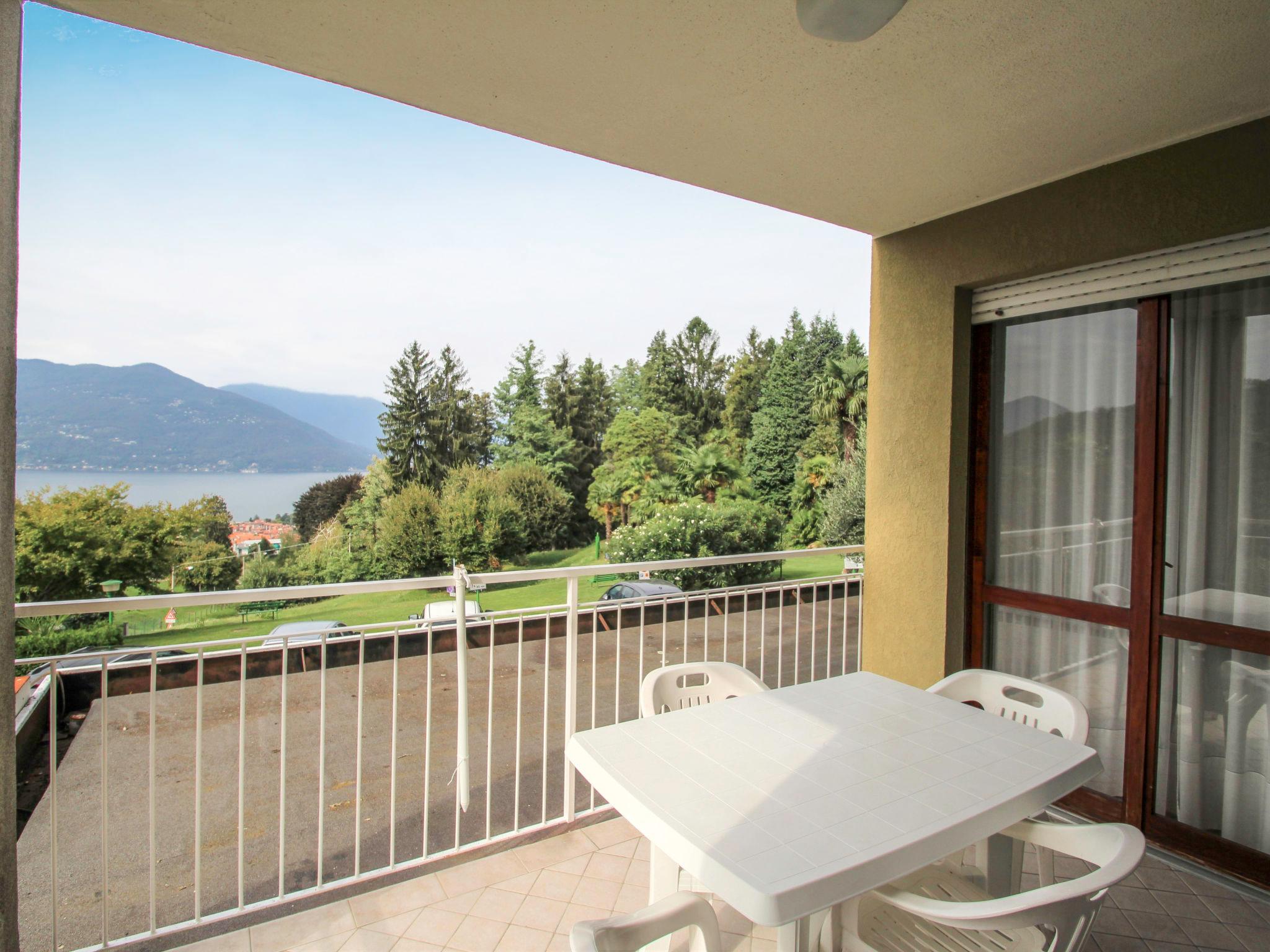 Photo 4 - 1 bedroom Apartment in Germignaga with swimming pool and mountain view