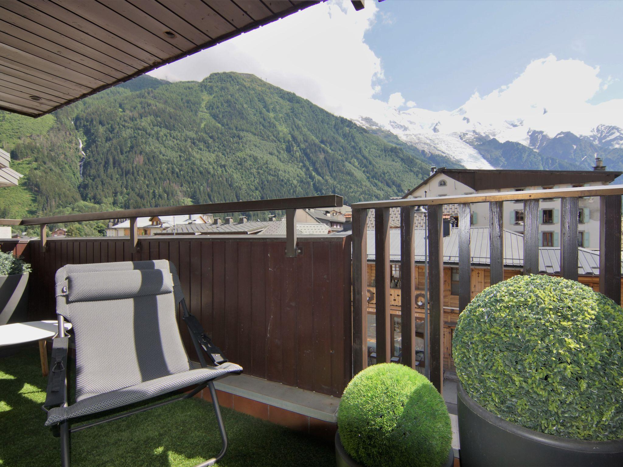 Foto 19 - Apartment mit 1 Schlafzimmer in Chamonix-Mont-Blanc mit blick auf die berge