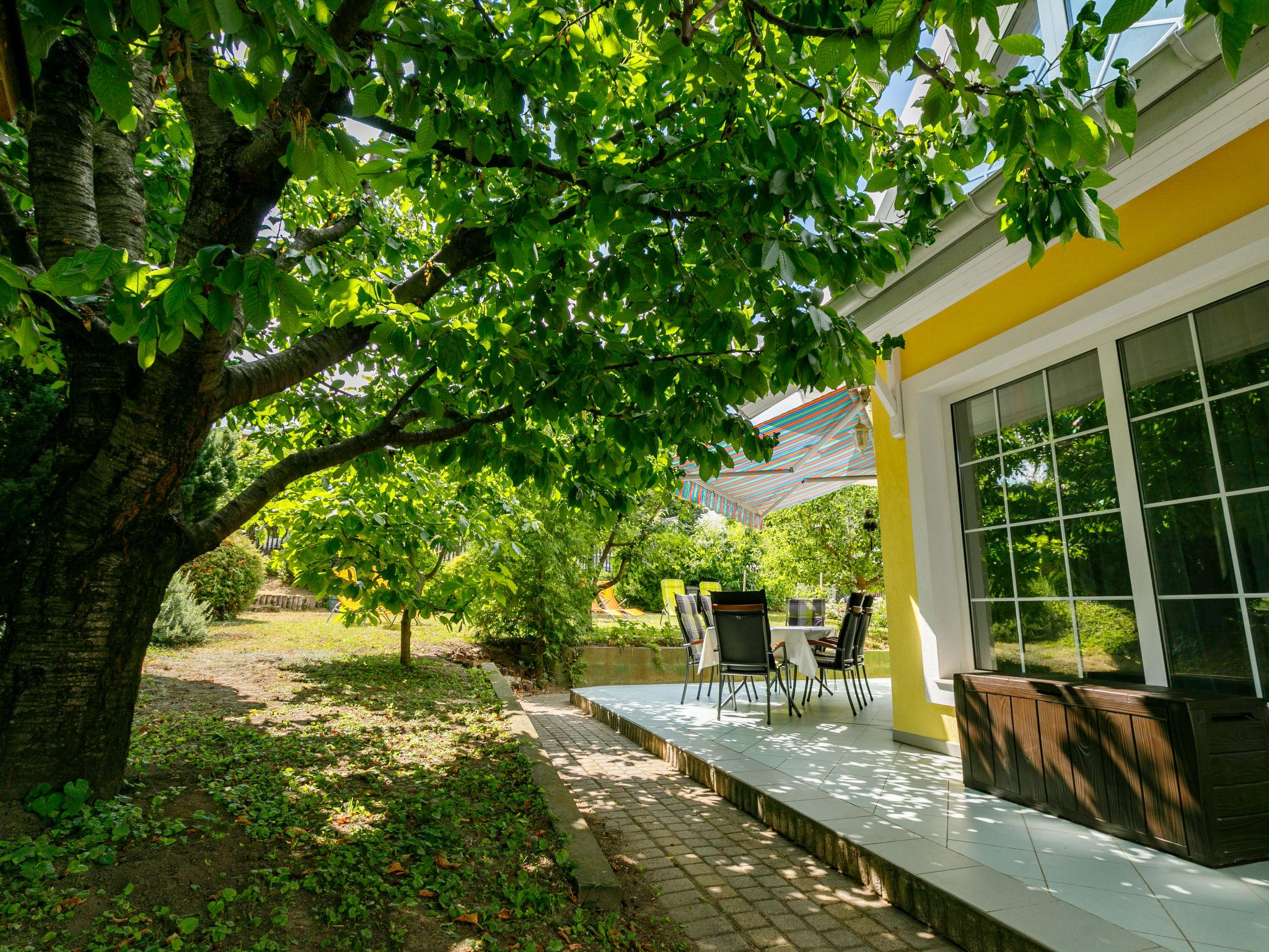 Foto 18 - Casa de 3 quartos em Fonyód com jardim e terraço