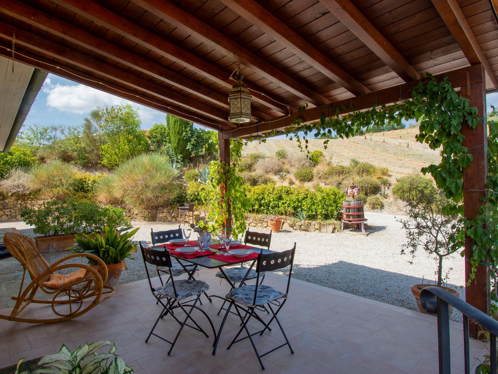 Photo 4 - Maison de 2 chambres à Certaldo avec piscine privée et jardin