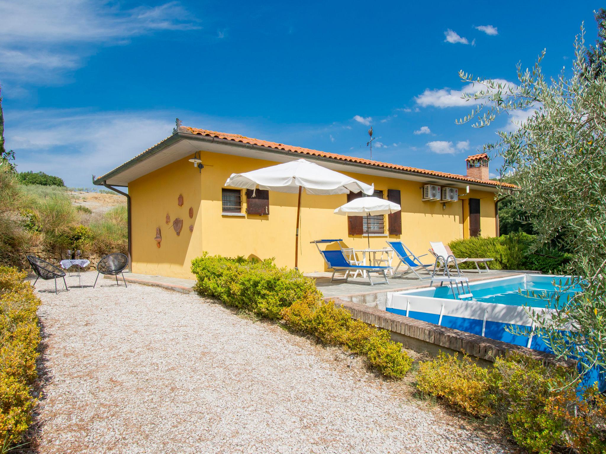 Photo 2 - Maison de 2 chambres à Certaldo avec piscine privée et jardin