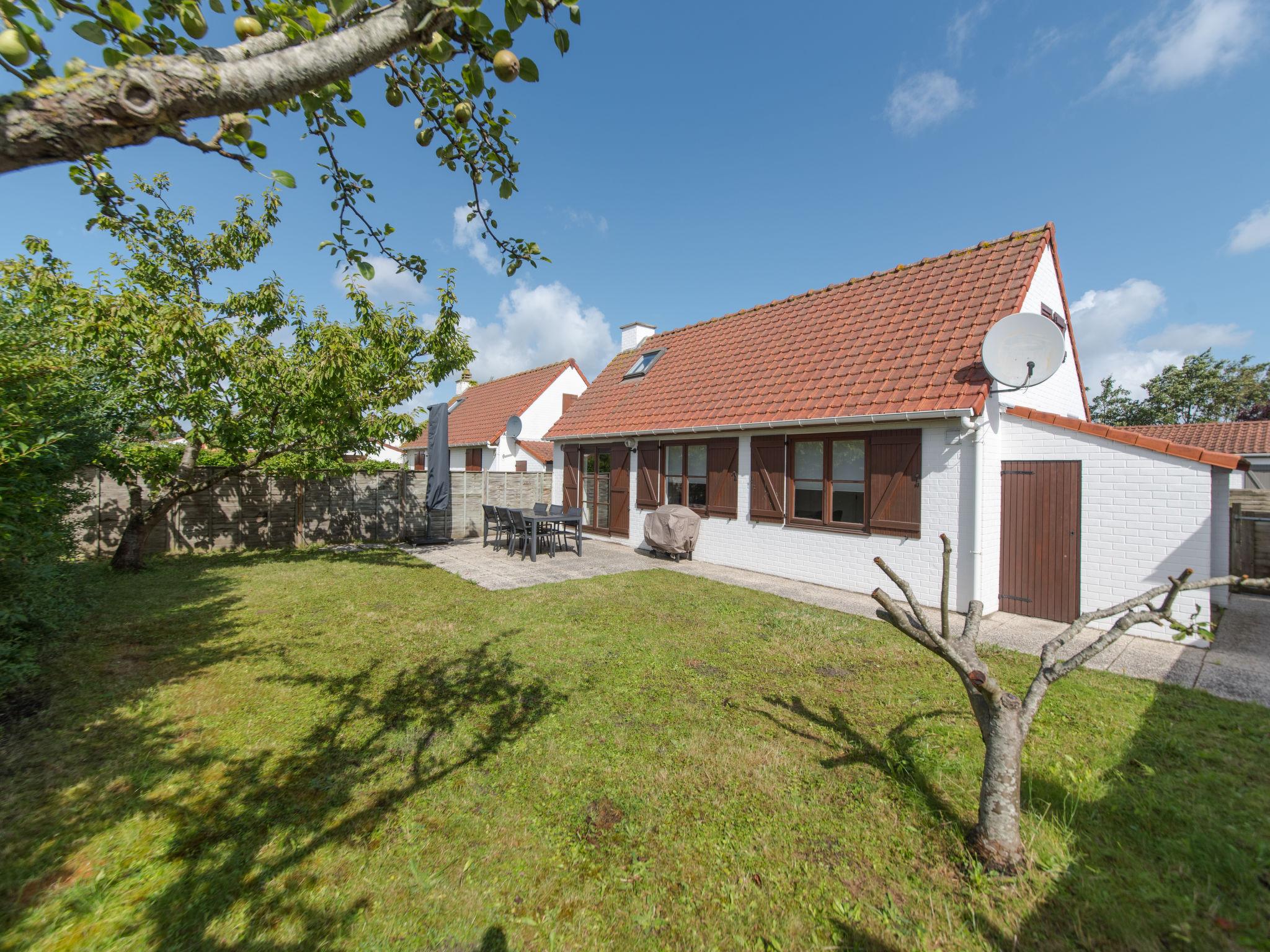 Foto 2 - Casa de 3 quartos em Bredene com piscina e terraço