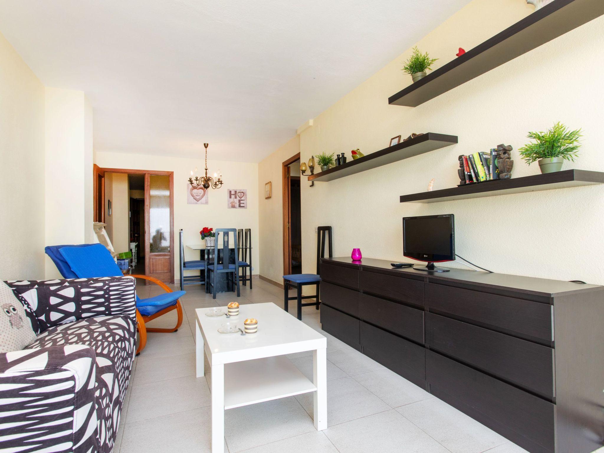 Photo 3 - Appartement de 3 chambres à Castell-Platja d'Aro avec terrasse et vues à la mer