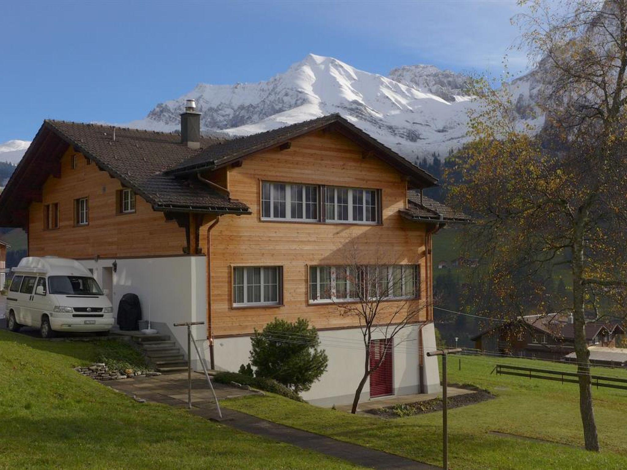 Foto 1 - Apartamento de 3 habitaciones en Adelboden con jardín