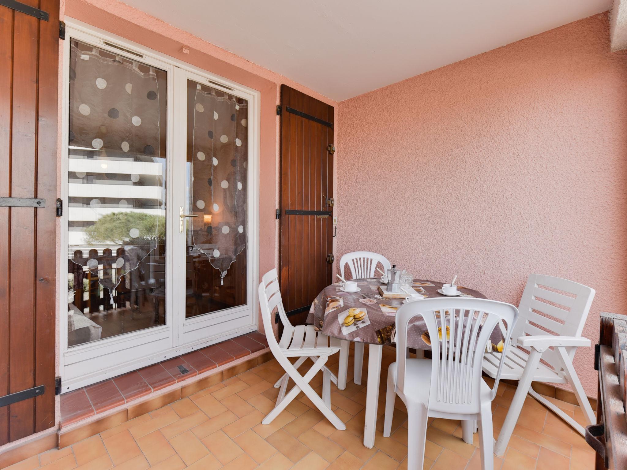 Photo 9 - 1 bedroom Apartment in Le Barcarès with terrace and sea view